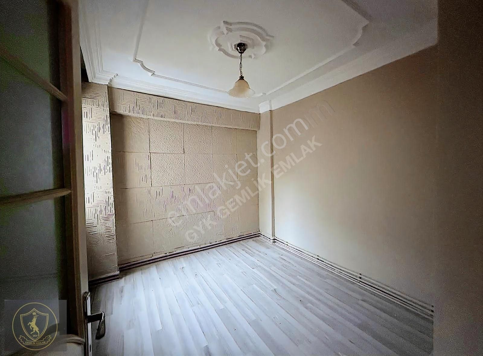 Gemlik Emlaktan Satılık Merkezde Deniz Manzaralı 2+1 Daire - Görsel 7