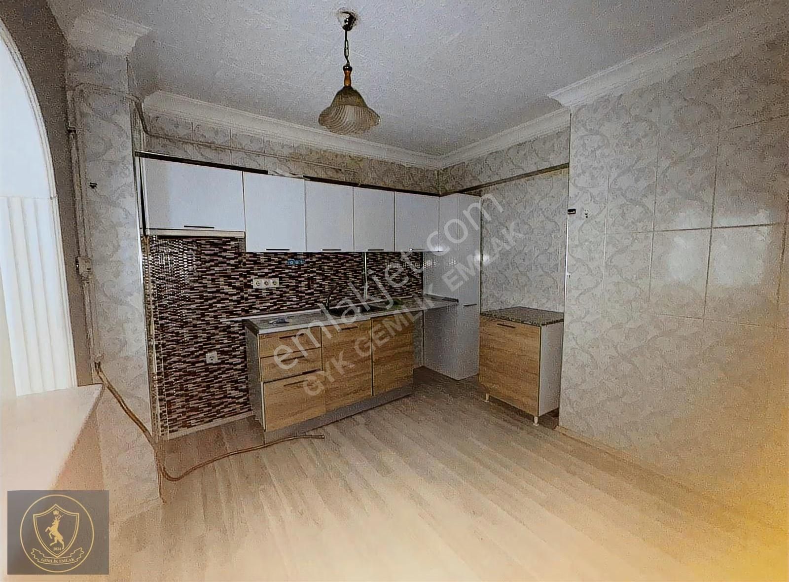 Gemlik Emlaktan Satılık Merkezde Deniz Manzaralı 2+1 Daire - Görsel 22