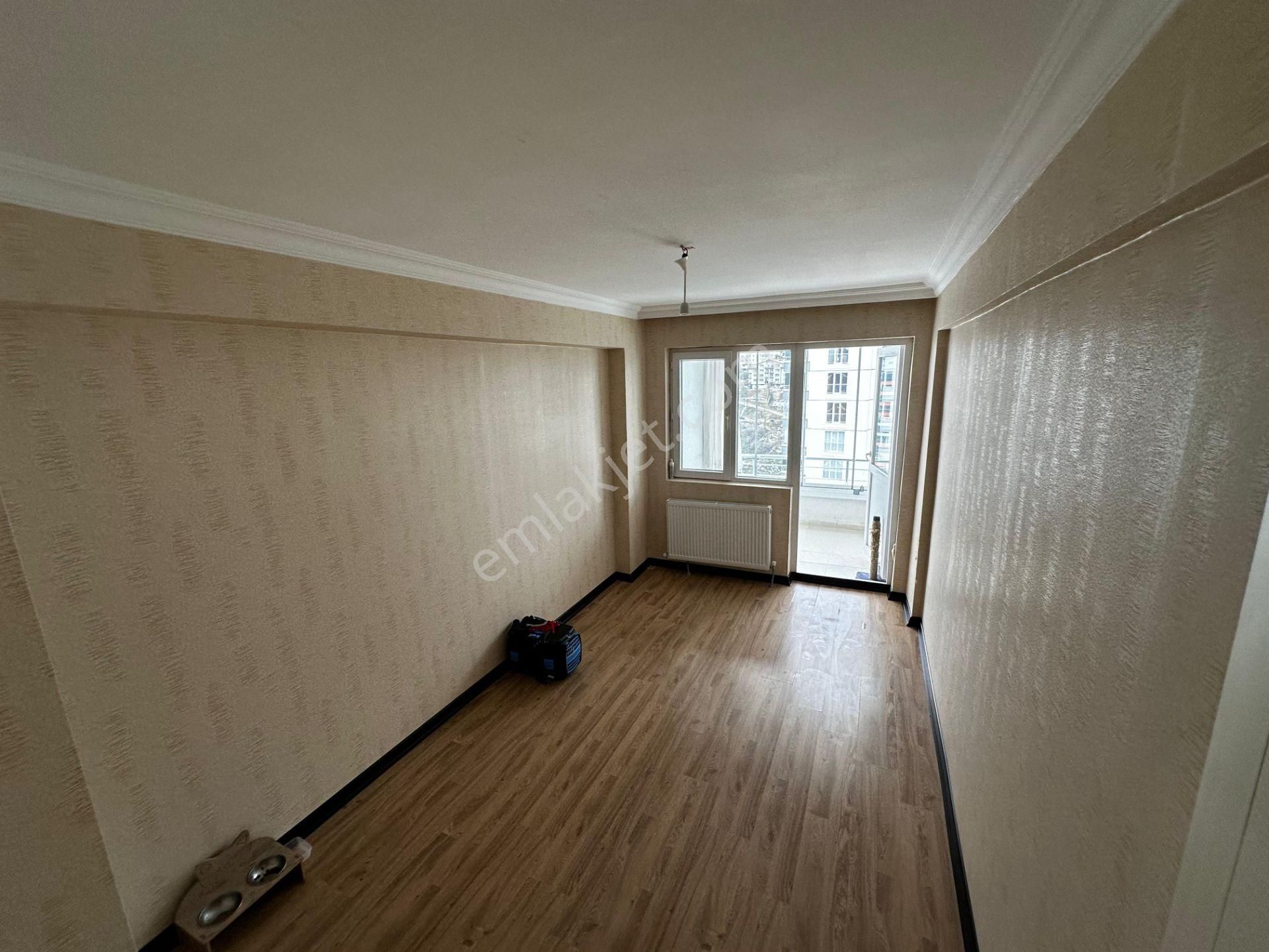 Şehitler Caddesi Üzeri Satılık 4+1 Full Yapılı Dubleks - Görsel 18