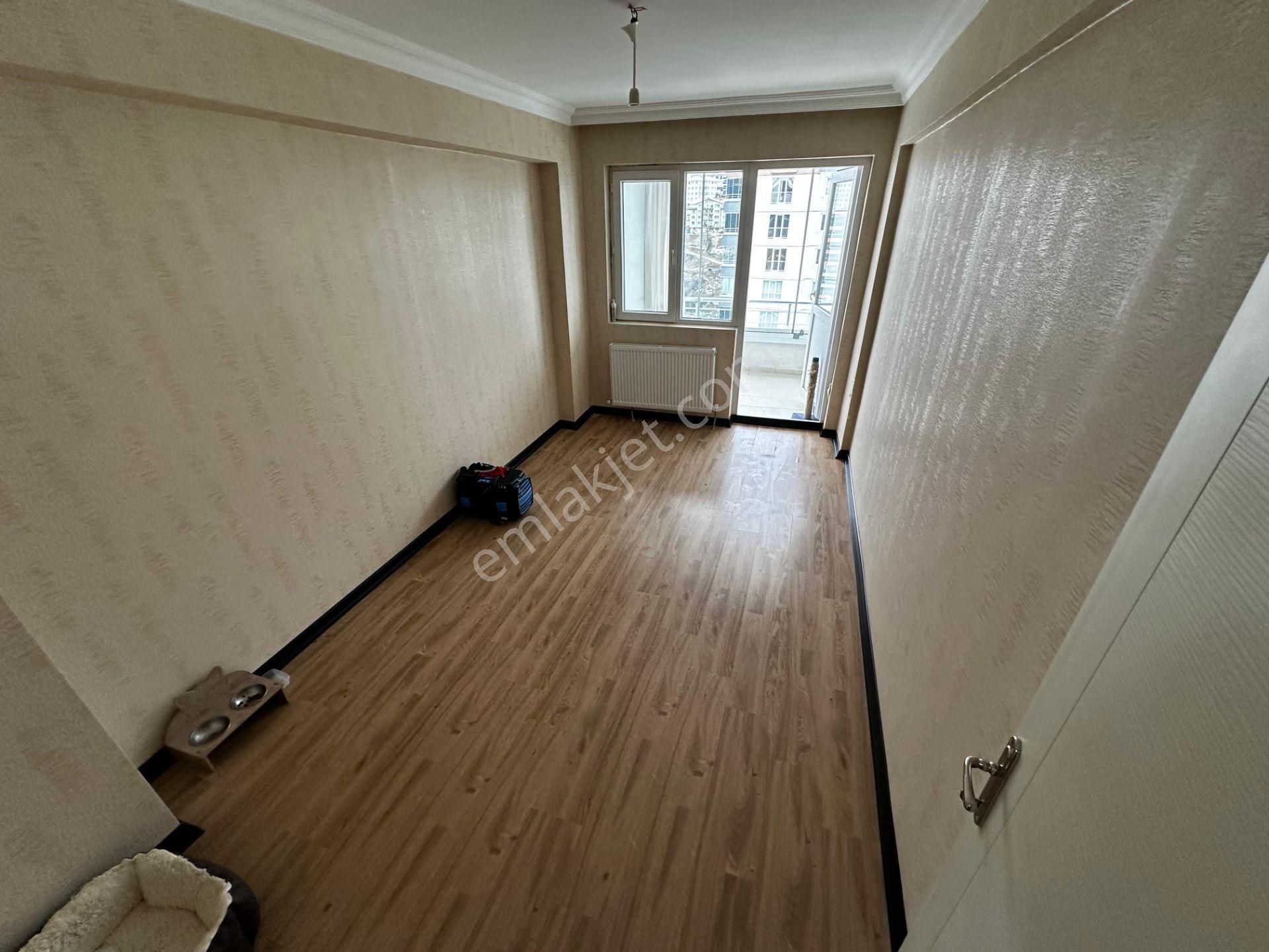 Şehitler Caddesi Üzeri Satılık 4+1 Full Yapılı Dubleks - Görsel 19