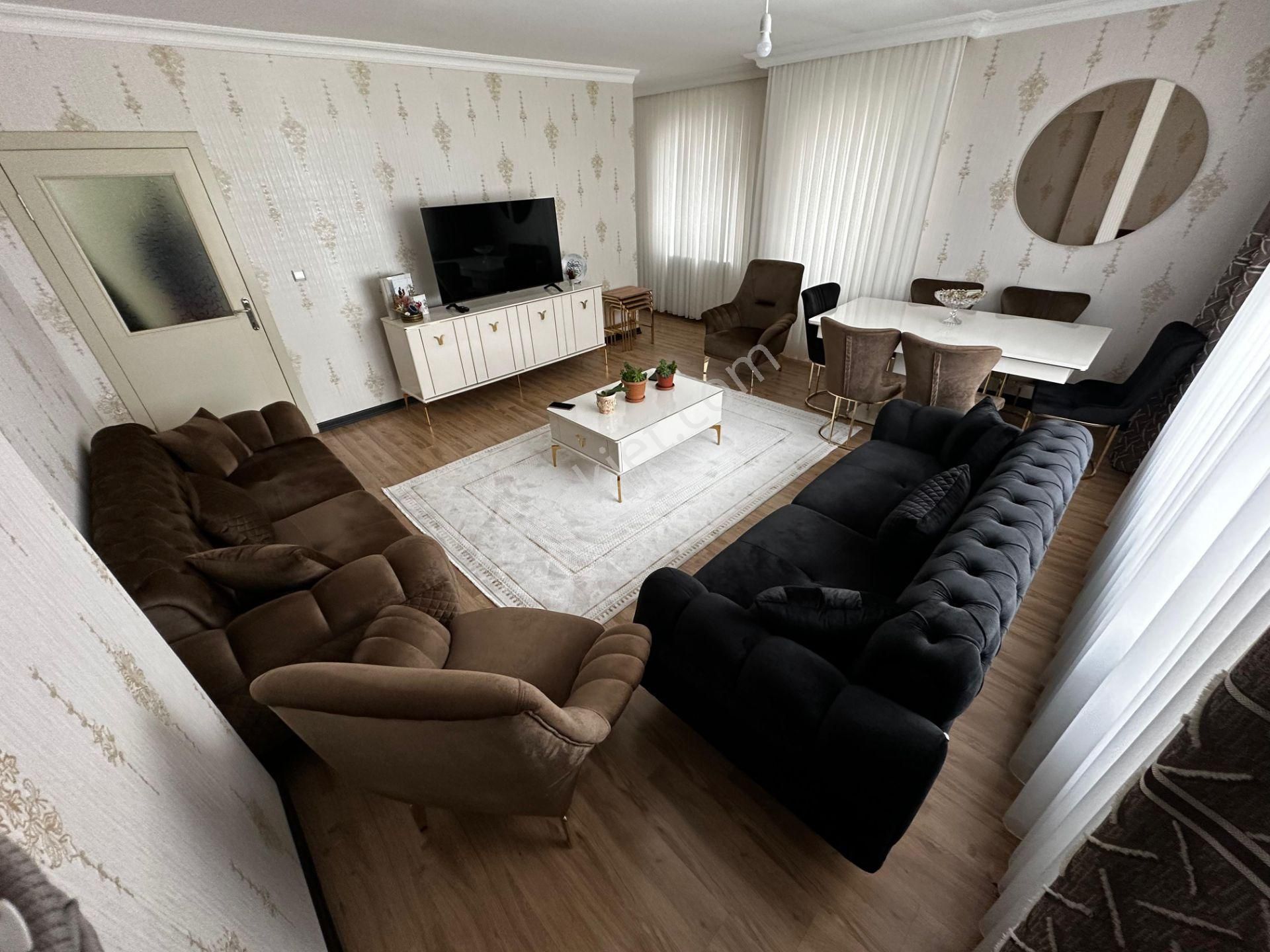 Şehitler Caddesi Üzeri Satılık 4+1 Full Yapılı Dubleks