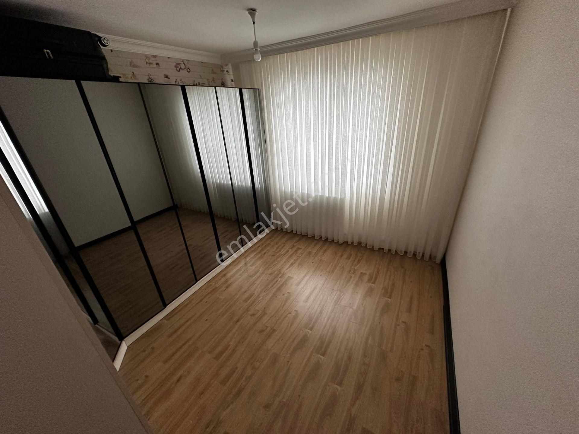 Şehitler Caddesi Üzeri Satılık 4+1 Full Yapılı Dubleks - Görsel 11