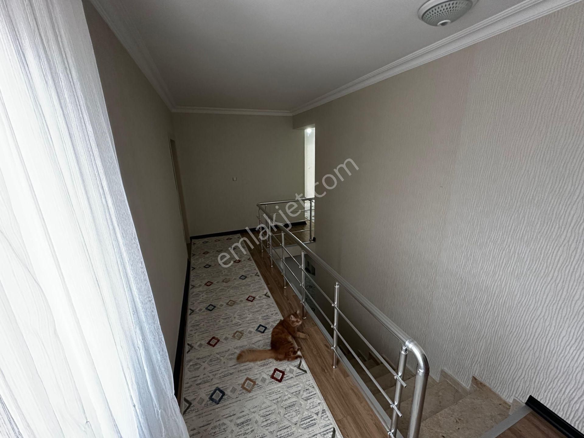 Şehitler Caddesi Üzeri Satılık 4+1 Full Yapılı Dubleks - Görsel 33