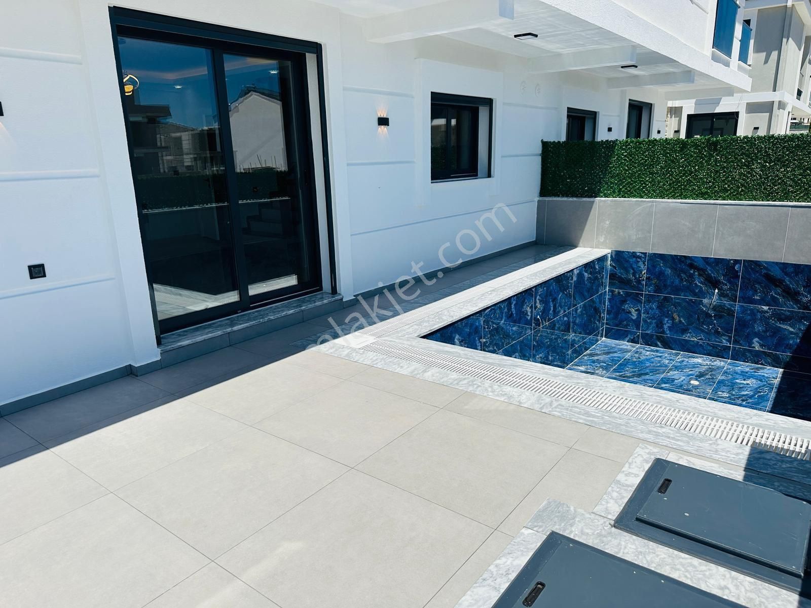 Hisar Mahallesi 3+1, Havuz Bahçe, Denize Yakın Lüks Villa - Görsel 14