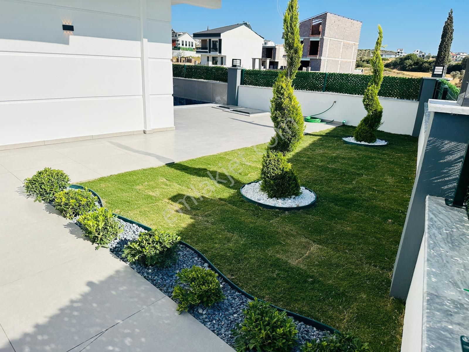 Hisar Mahallesi 3+1, Havuz Bahçe, Denize Yakın Lüks Villa - Görsel 11