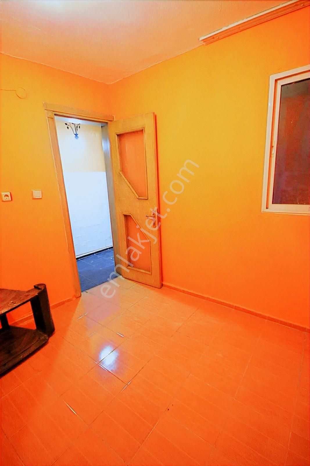 Karabağlar Salih Omurtak Mahallesinde Ferah, Kapalı Mutfaklı 3+1 - Görsel 27