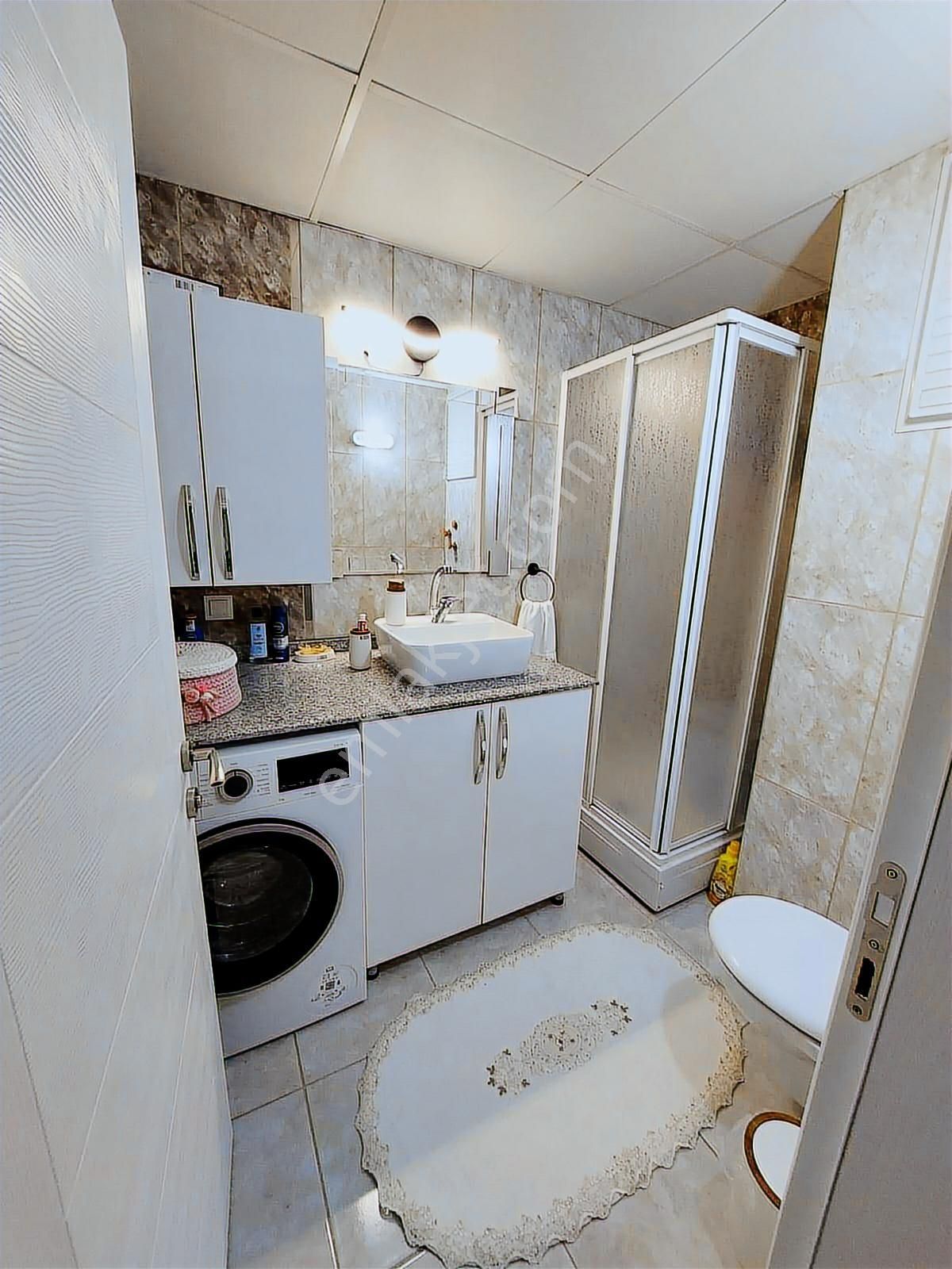 Torbalı'da//8yıllık//2.kat//otoparklı/izban'a300met.160m2/3+1dai - Görsel 11