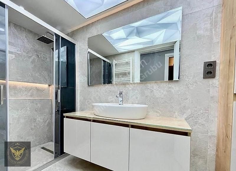 Beylikdüzü'nde Metrobüse Komşu Yeni Binada Yeni 1+1 Şık Dairemiz