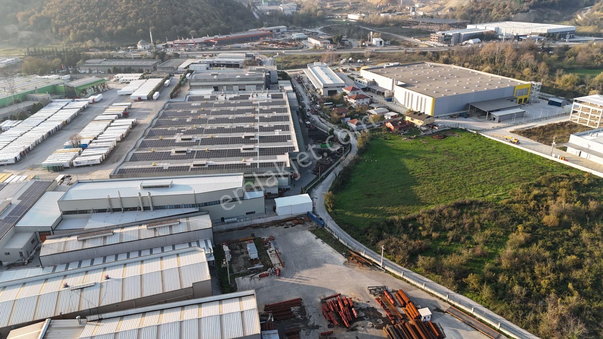 Remax Hür'den Arifiye'de Sanayi İmarlı Arsa