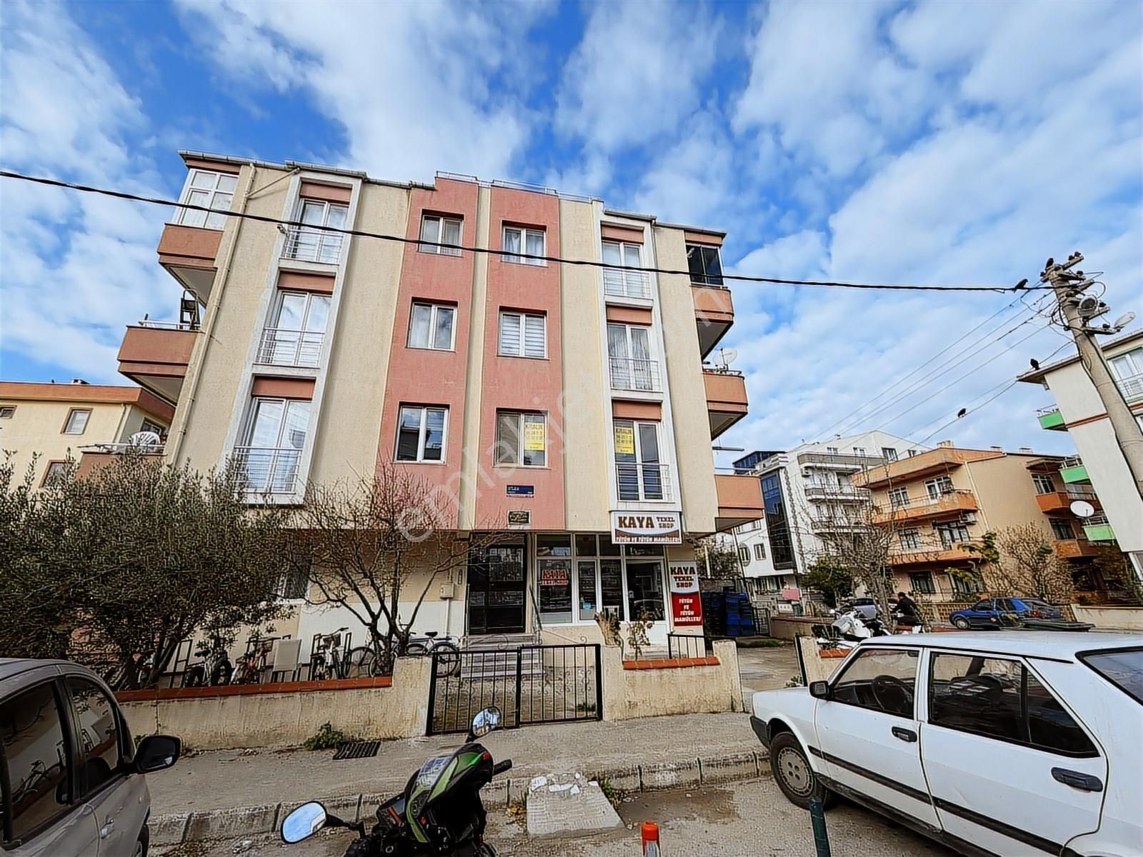 Barbaros Mahallesi Kiralık 2+1 Kapalı Mutfak