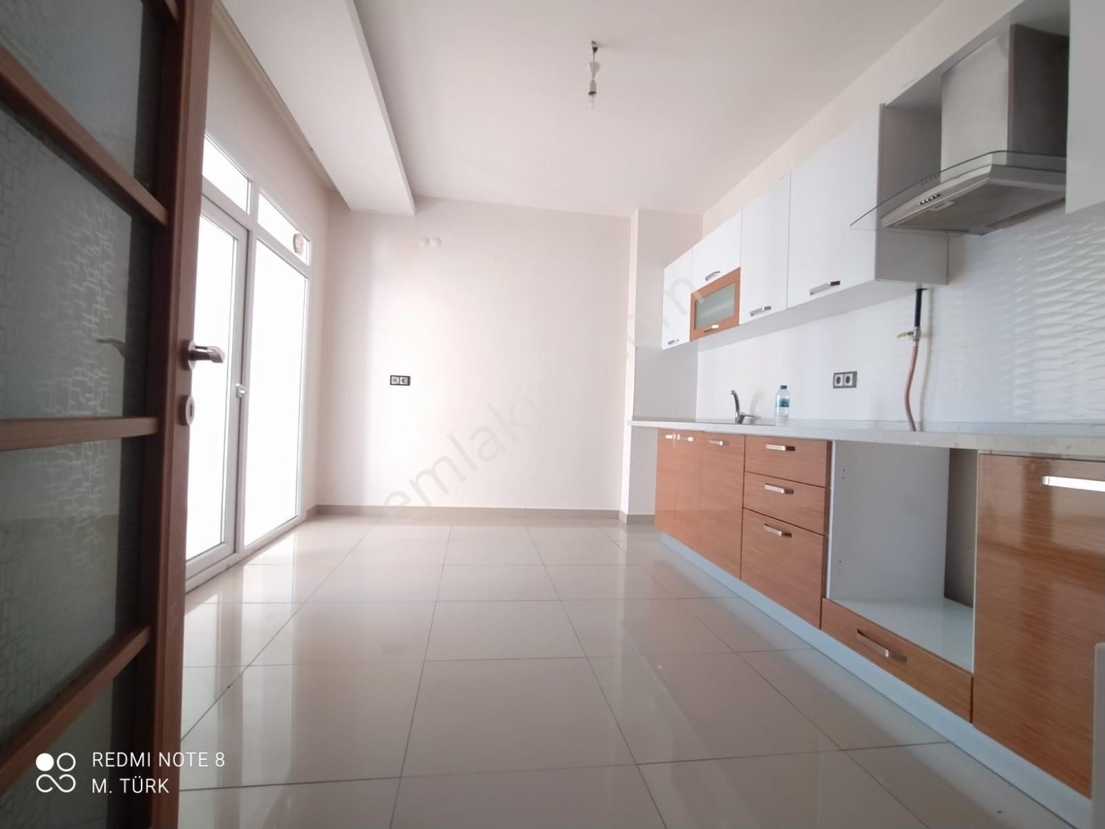 Elisa Gyo// İldem Golden Center 1 De Ara Kat 3+1 Güney Cephe Satılık Lüx Daire