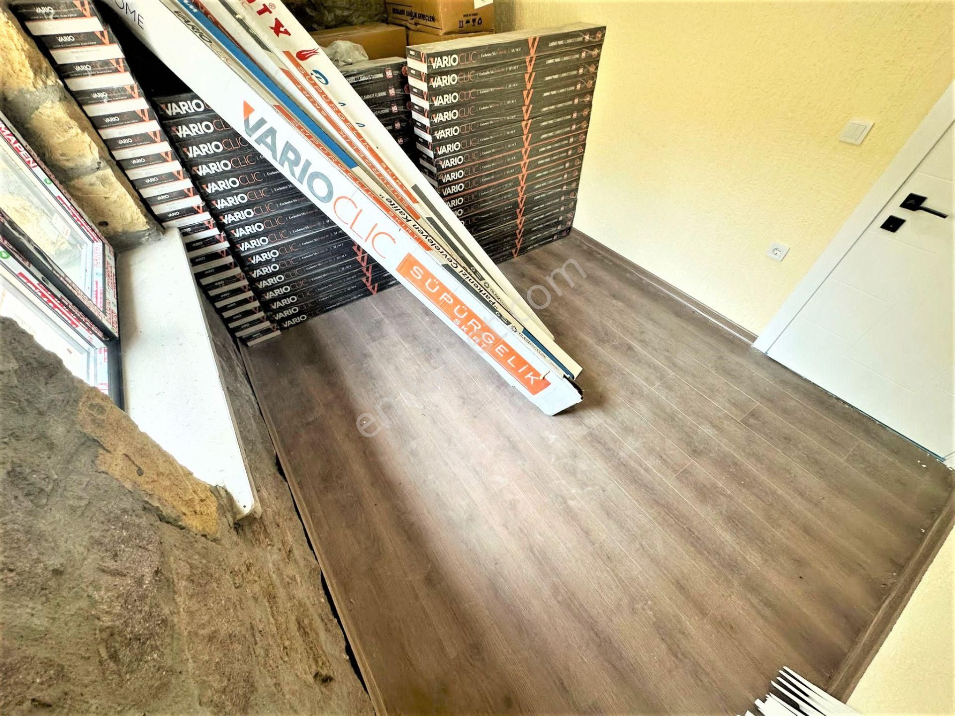 Aygül'den Edremit Çamcı'da Sıfır Amerikan Mutfaklı Giyinme Odalı Şömineli Bahçeli 3+1 Satılık Taş Ev - Görsel 29