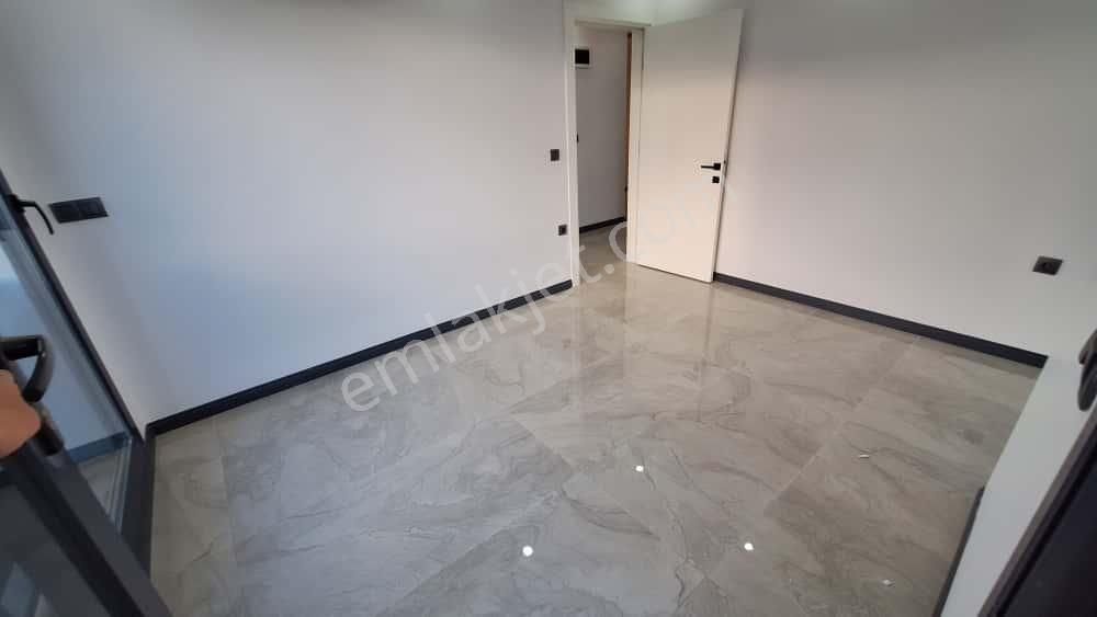 Didim Merkezde Sıfır 3+1 Havuzlu Villa - Görsel 26