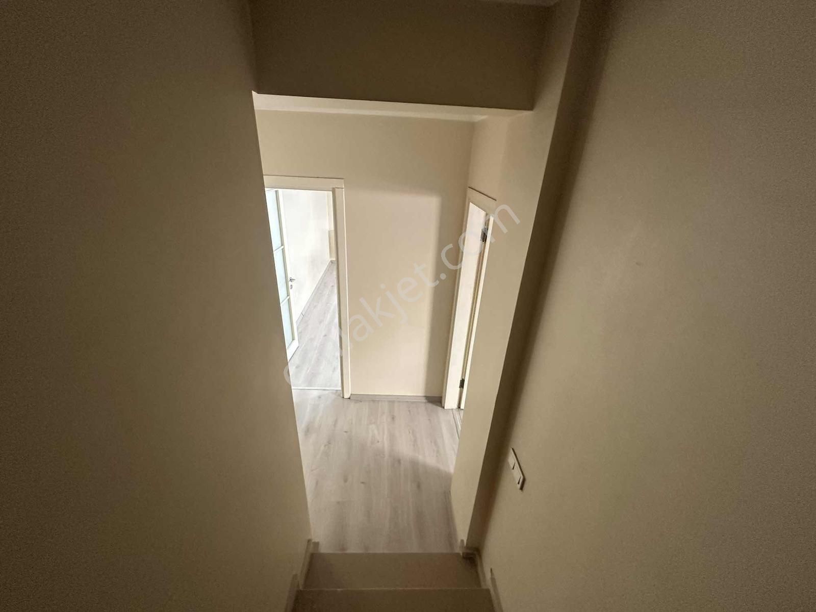 Üçyol Dolmuş Durağı Karşısı 4+1 Dubleks Daire - Görsel 9