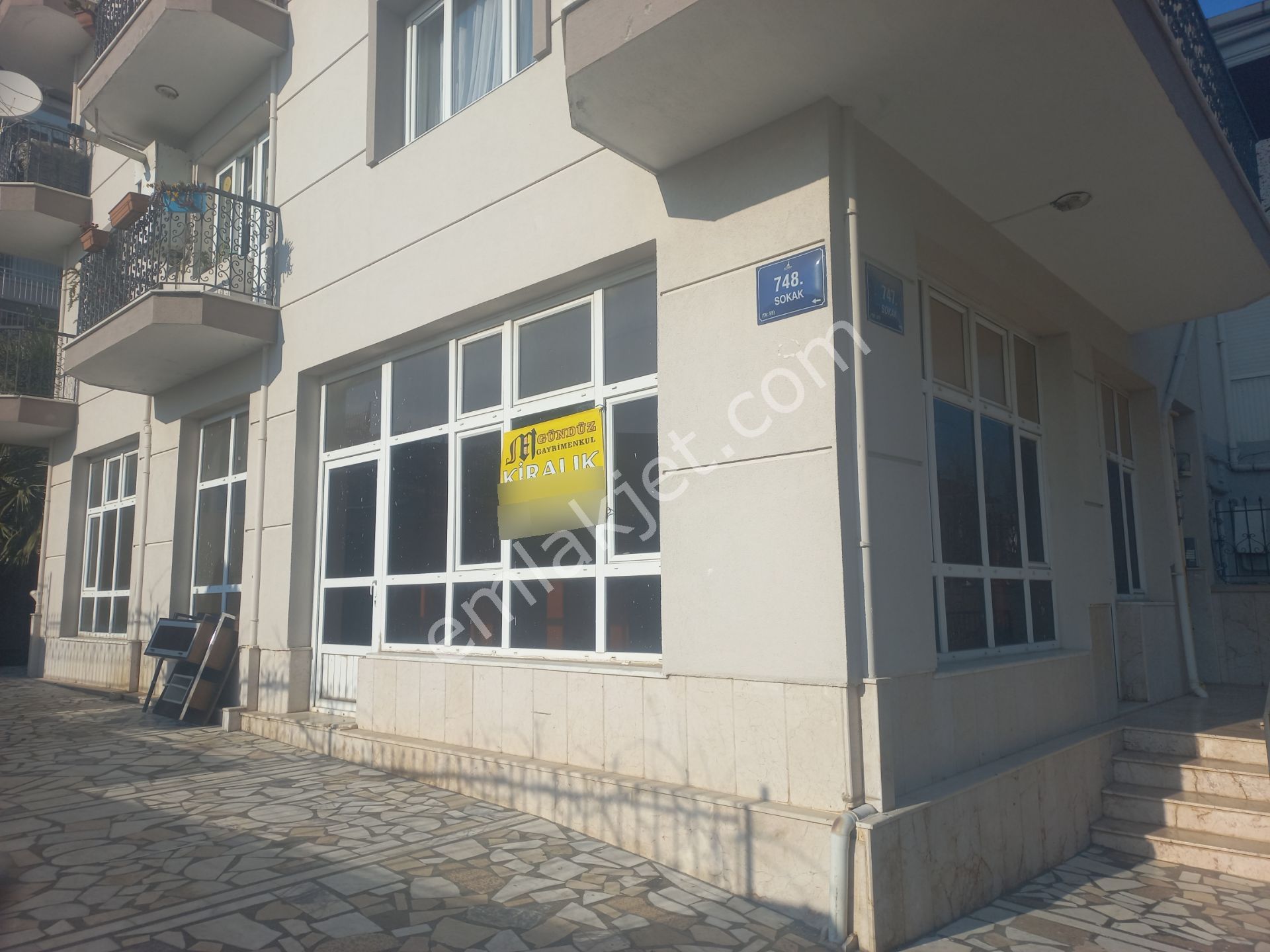 Bornova İnönü Mahallesinde Tüm İş Kollarına Hitap Edecek Kiralık Dükkan - Görsel 4