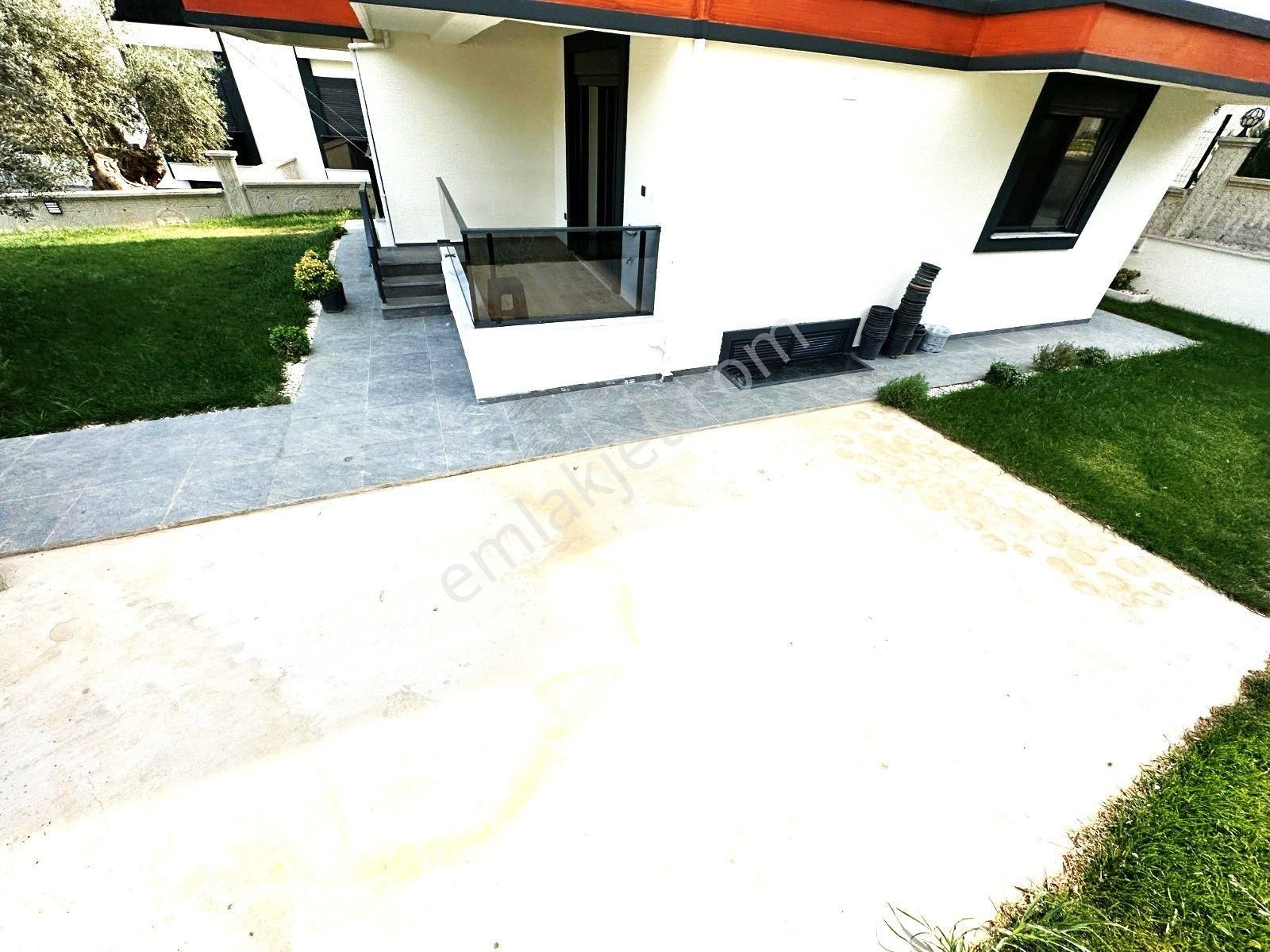 🍀kazdağlarının Temiz Oksijenini Ciğerlerinizde Hissedeceğiniz Güre'de Muhteşem 7+1 Müstakil Villa🍀 - Görsel 16