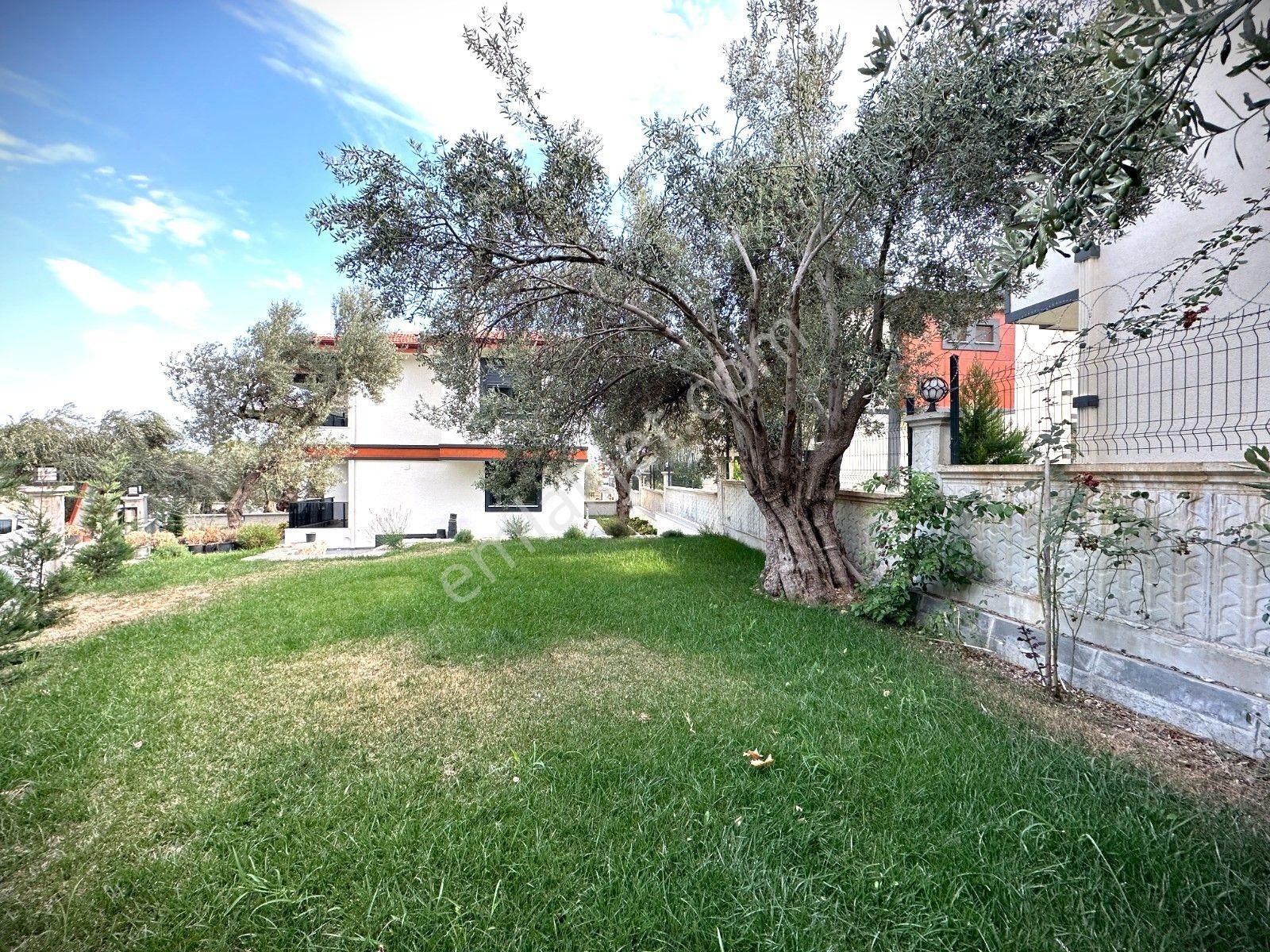 🍀kazdağlarının Temiz Oksijenini Ciğerlerinizde Hissedeceğiniz Güre'de Muhteşem 7+1 Müstakil Villa🍀 - Görsel 19