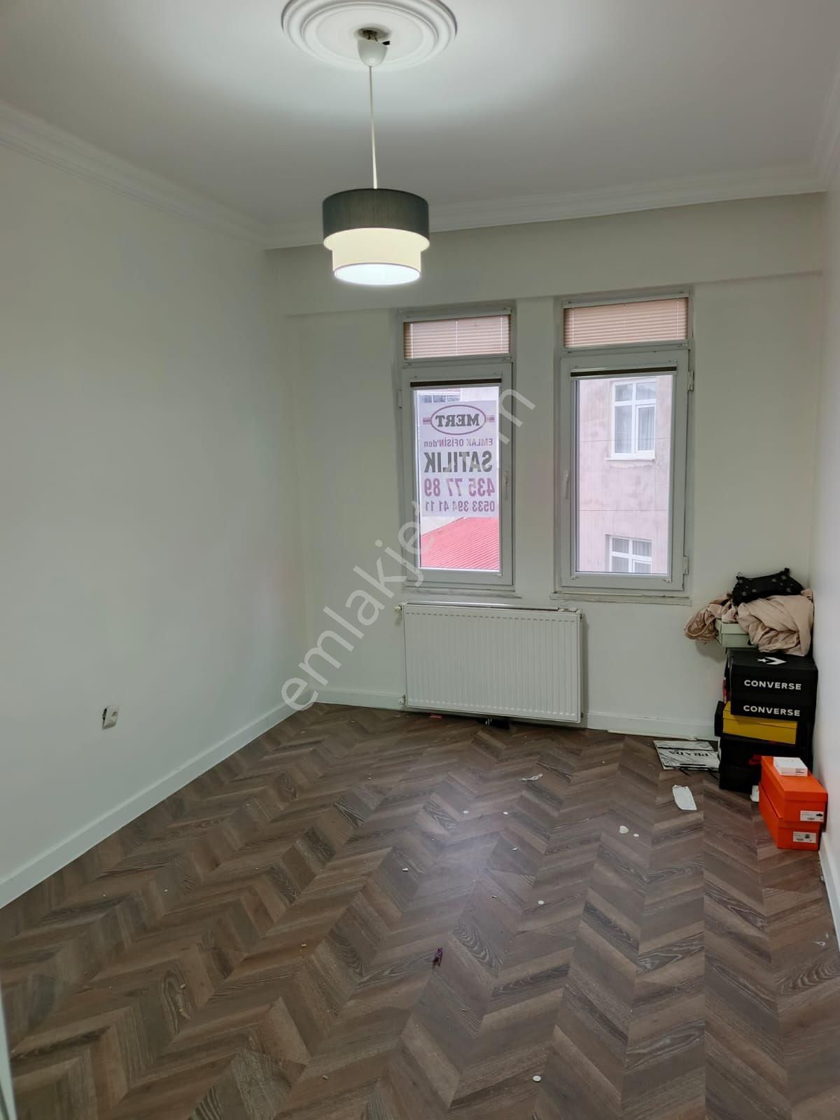 Rasathane Mahallesinde İci Temiz Satılık Daire - Görsel 26