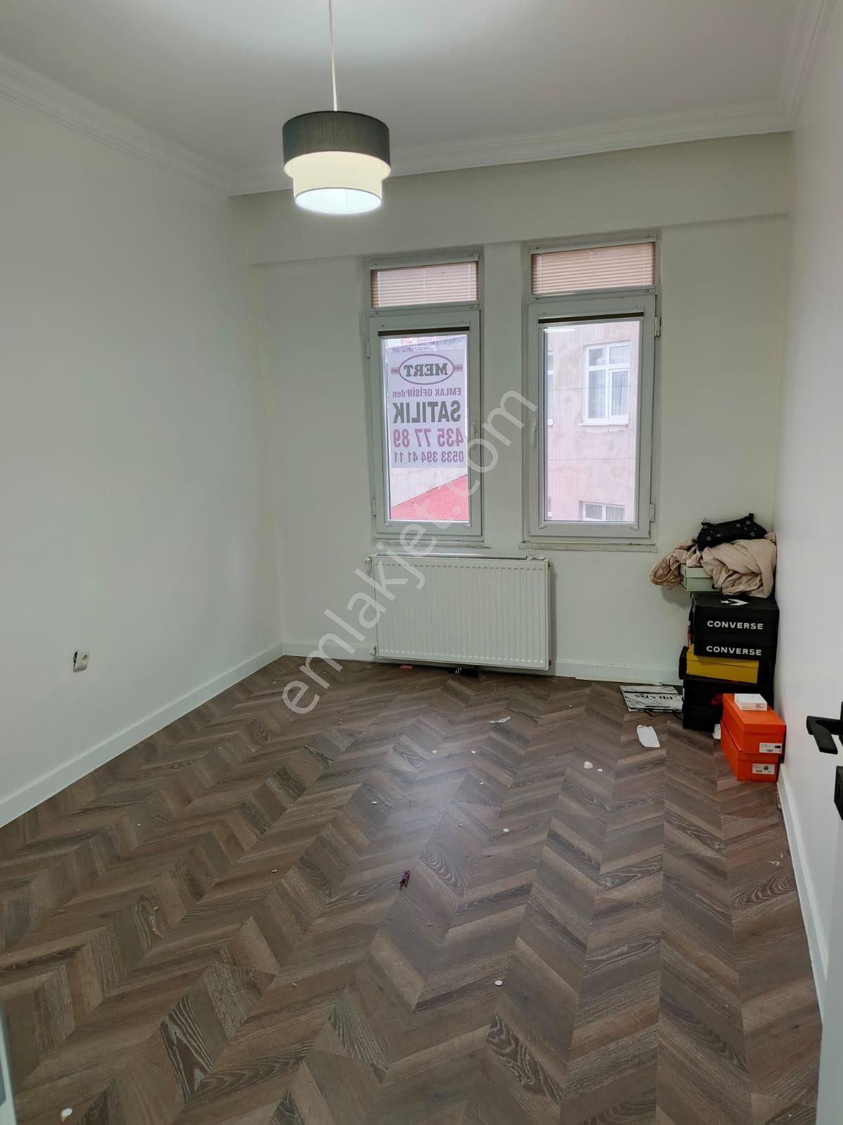 Rasathane Mahallesinde İci Temiz Satılık Daire - Görsel 24