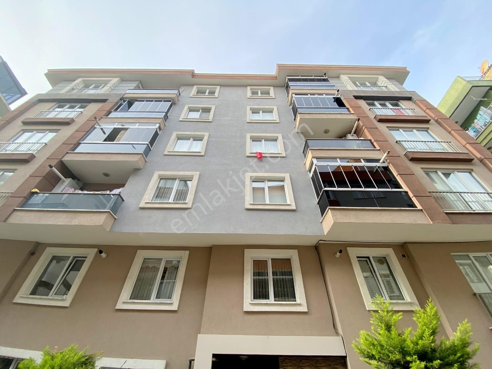 Gürpınar Merkezde Bahçe Katı 3 + 1 Satılık - Görsel 16