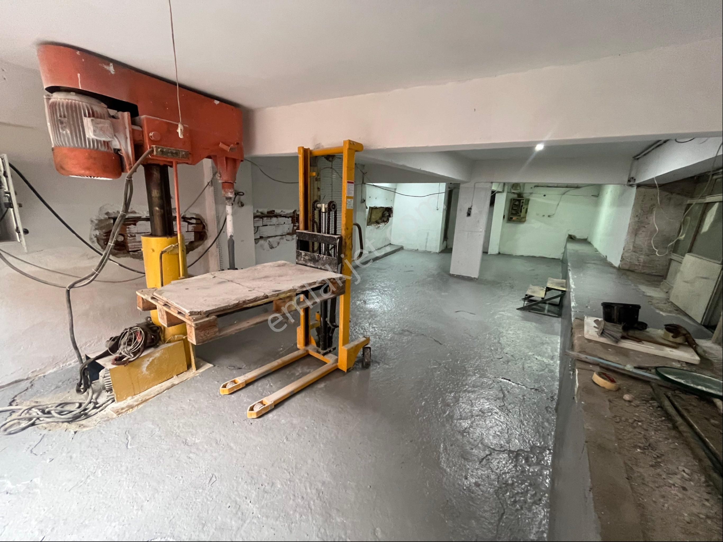 İstasyon Mahallesinde Kiralık 100 M2 Sanayi Elektrikli İşyeri - Görsel 8