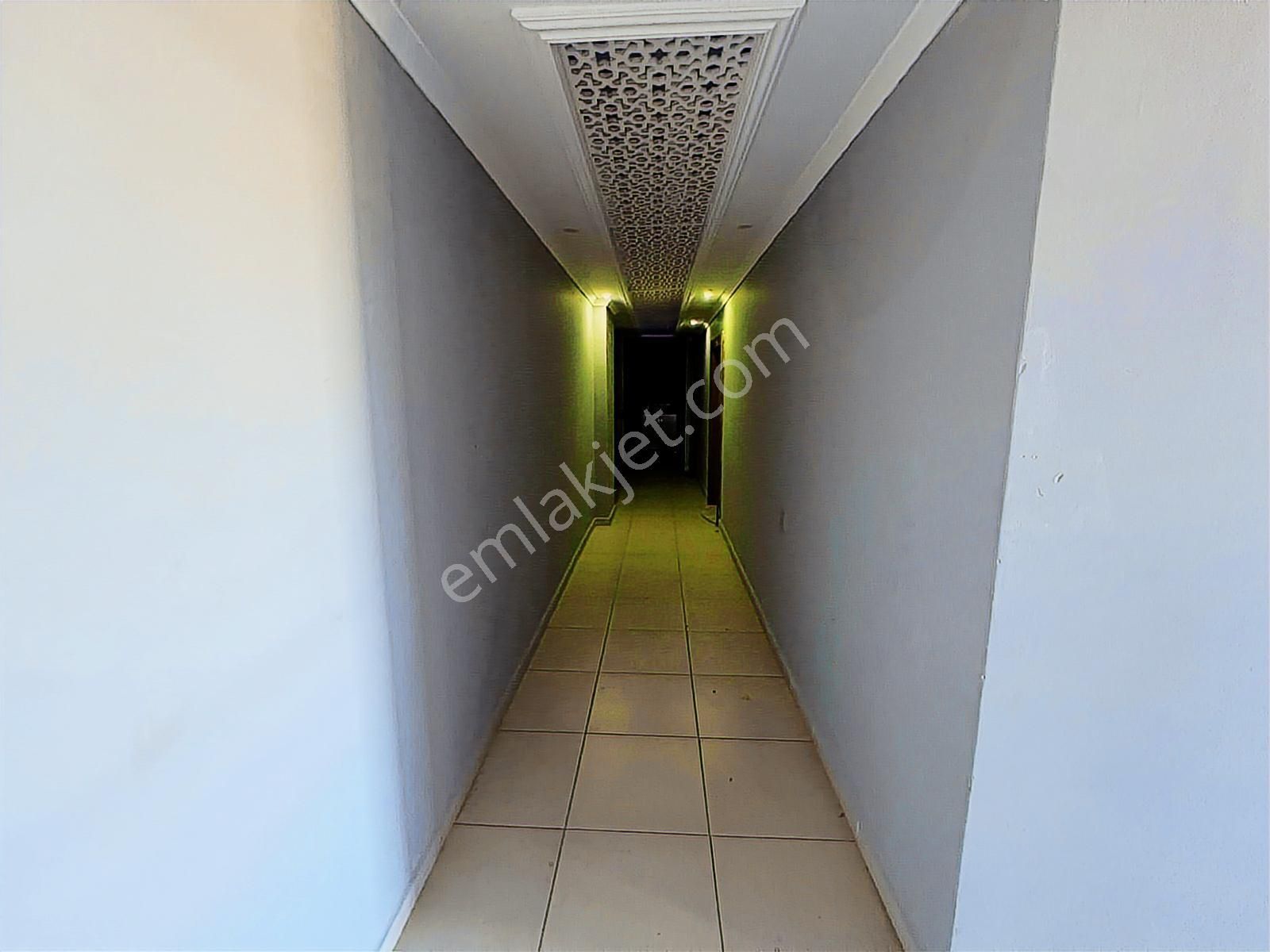 Havuzlu Site De 1+1 Kaçırılmayacak Fırsat Satılık Daire - Görsel 3