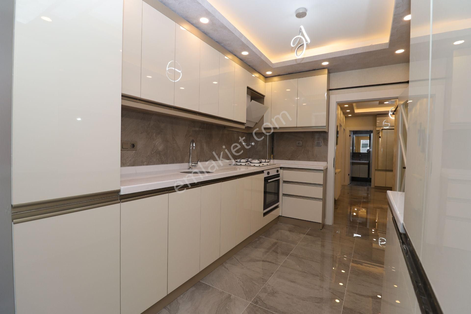 Akif'ten Etimesgut Süvari'de Full+full Yapılı 3+1 Arakat Satılık Daire - Görsel 2