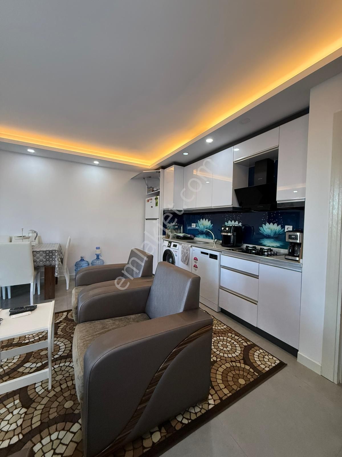 Kadriye'de Açık Otoparklı Site İçinde Özel Tasarımlı Geniş 2+2 Dubleks - Görsel 11