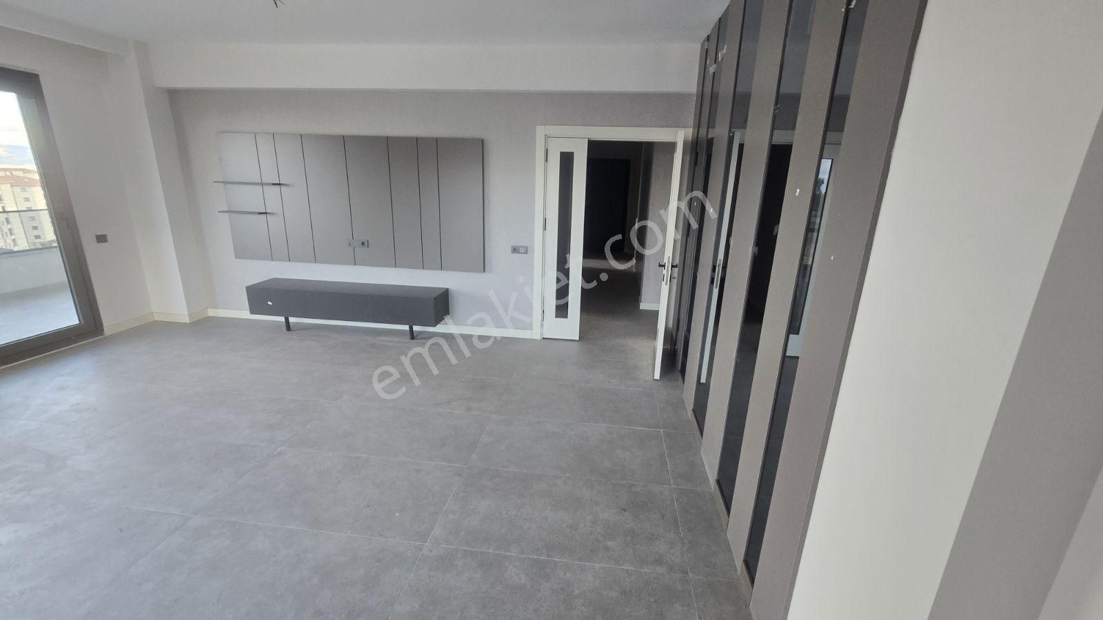 Hierapolis'ten Karahasanlı'da 3+1 205m² Sıfır Arakat Geniş Daire - Görsel 12