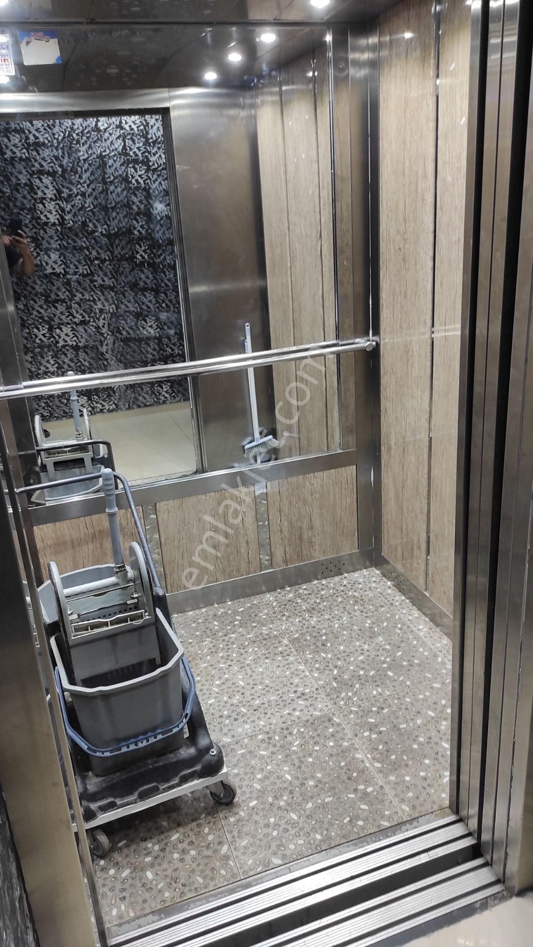 Yeşil Mh. Havuzlu Sitede Asasörlü Doğalgazlı 2+1 Kiralık Daire - Görsel 7