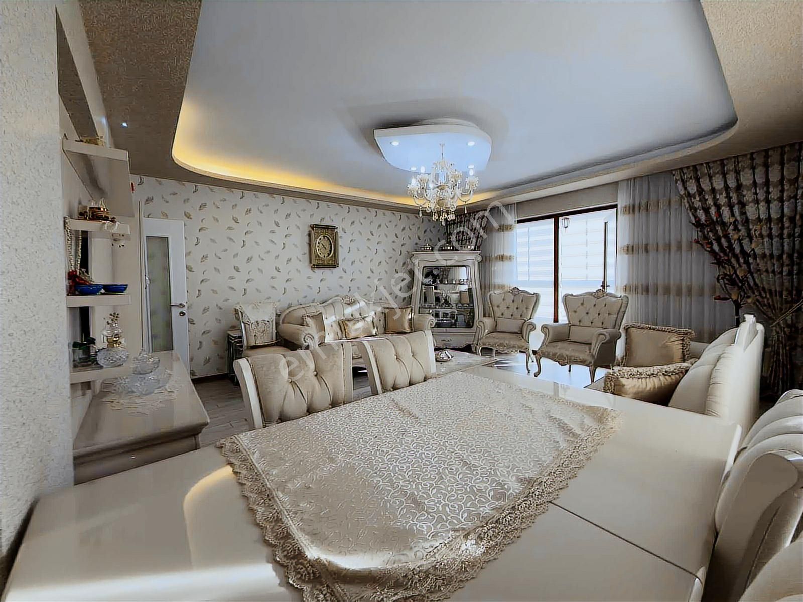 Keskin'den 4+1 Çift Banyo Çift Balkon Cadde Arkası Ara Kat Daire - Görsel 26