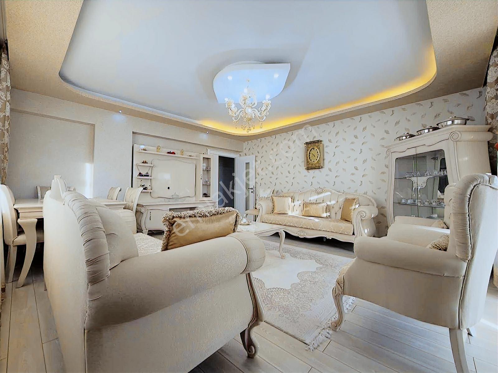 Keskin'den 4+1 Çift Banyo Çift Balkon Cadde Arkası Ara Kat Daire - Görsel 25