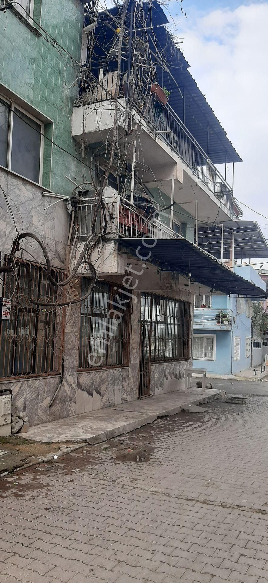 Buca Göksuda Satılık 3katlı - Görsel 2