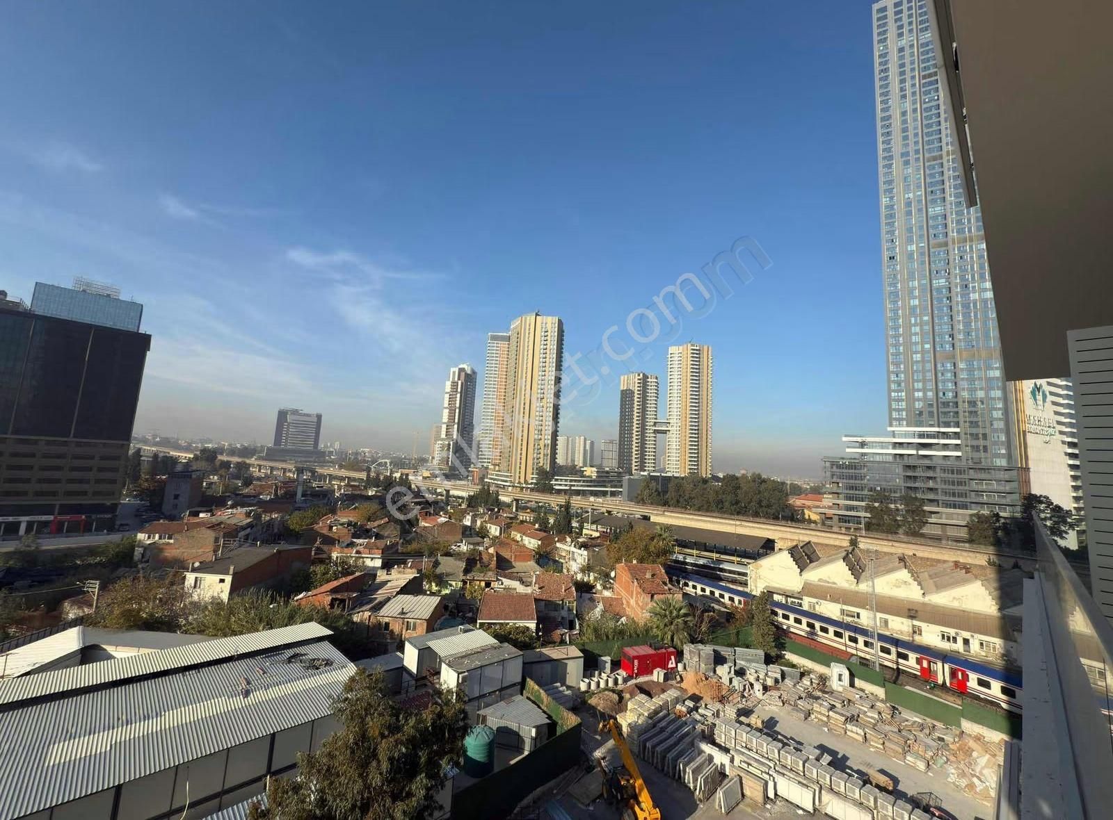 Megapol İzmir Sıfır 1+1 Büyük Tip Kapalı Mutfak Satılık Daire - Görsel 15