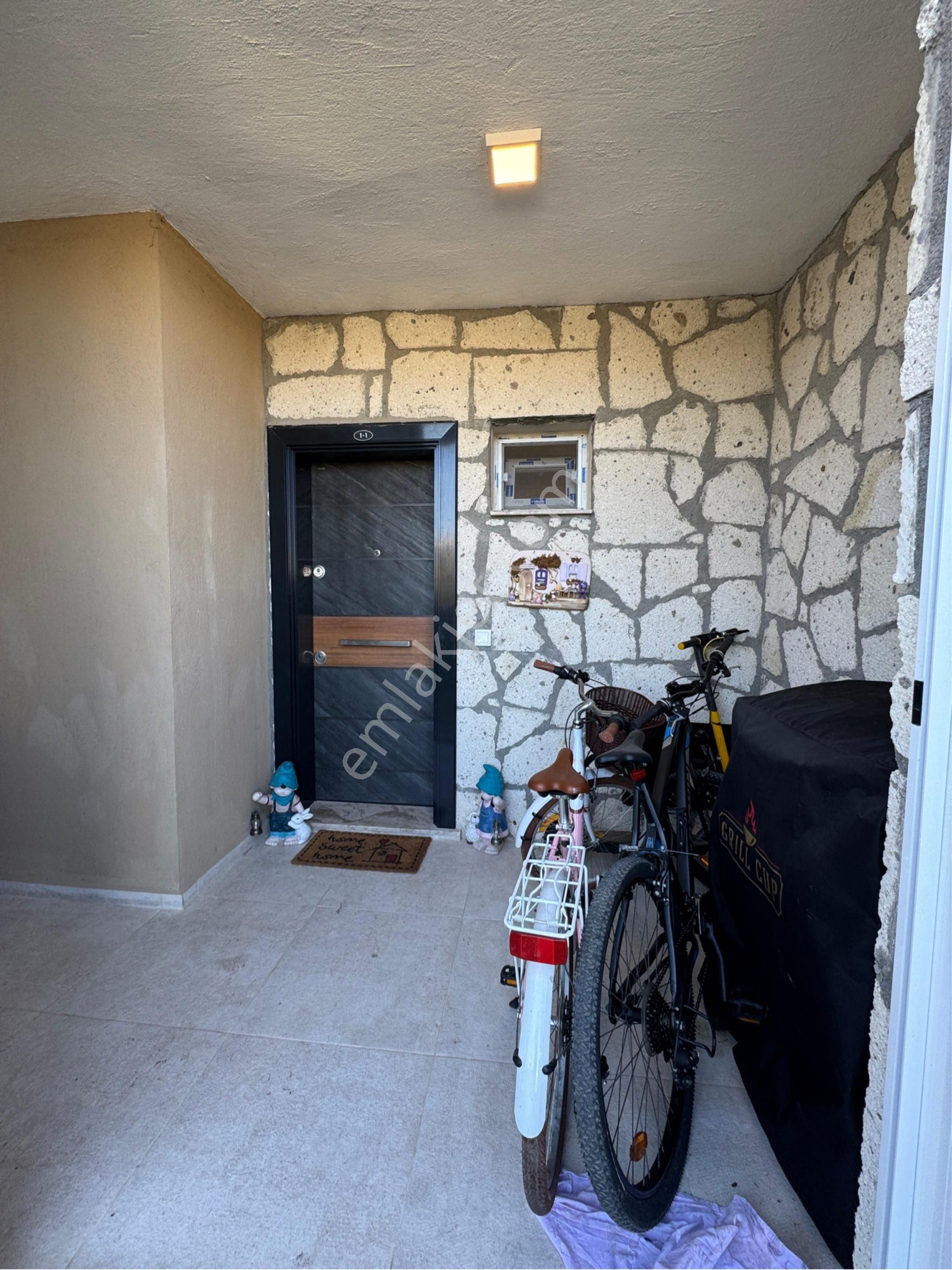 Davutlar'da Kapalı Termal Havuzlu 3+1 İkiz Konsept Lüks Villa - Görsel 27