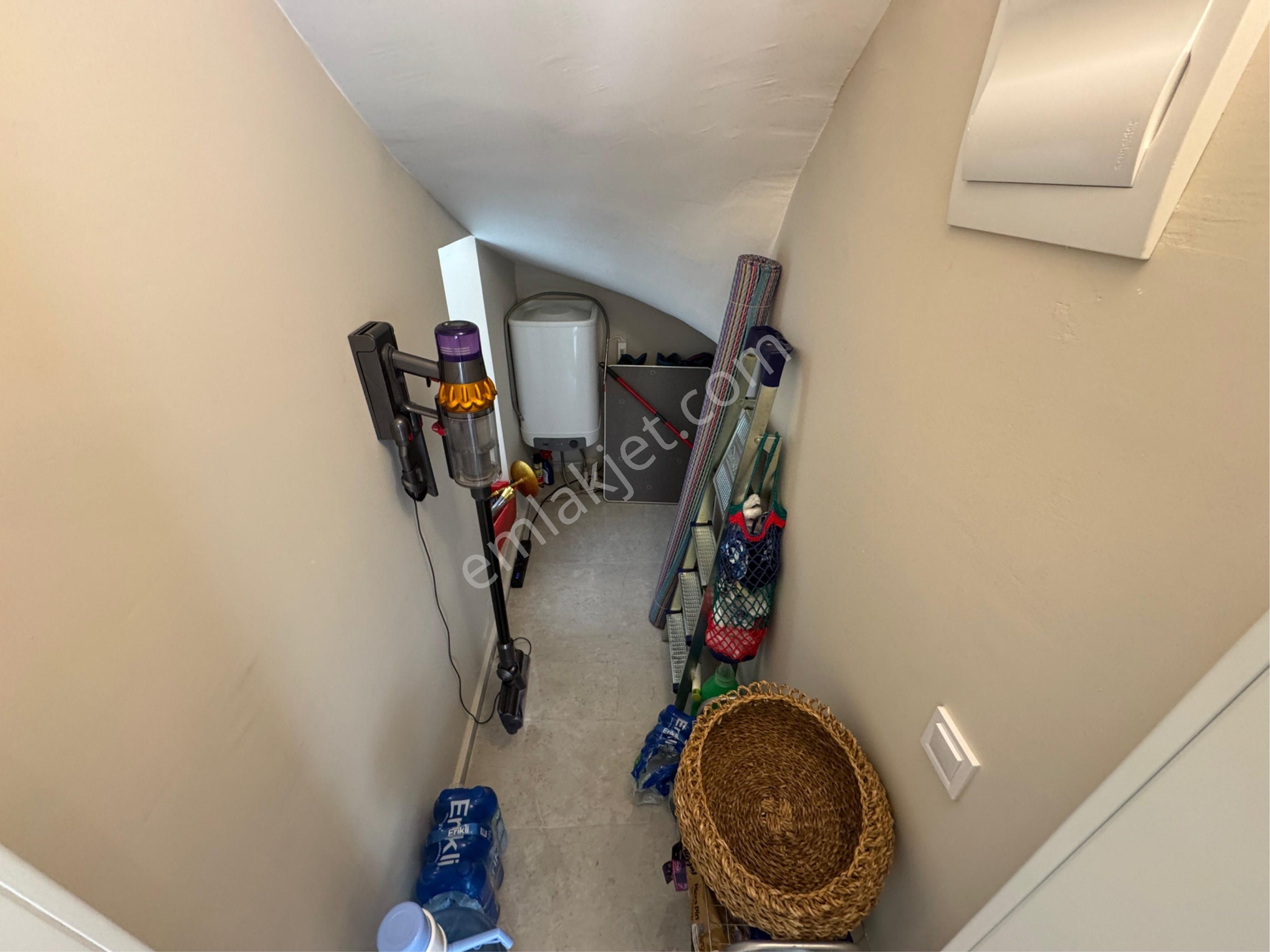 Davutlar'da Kapalı Termal Havuzlu 3+1 İkiz Konsept Lüks Villa - Görsel 21