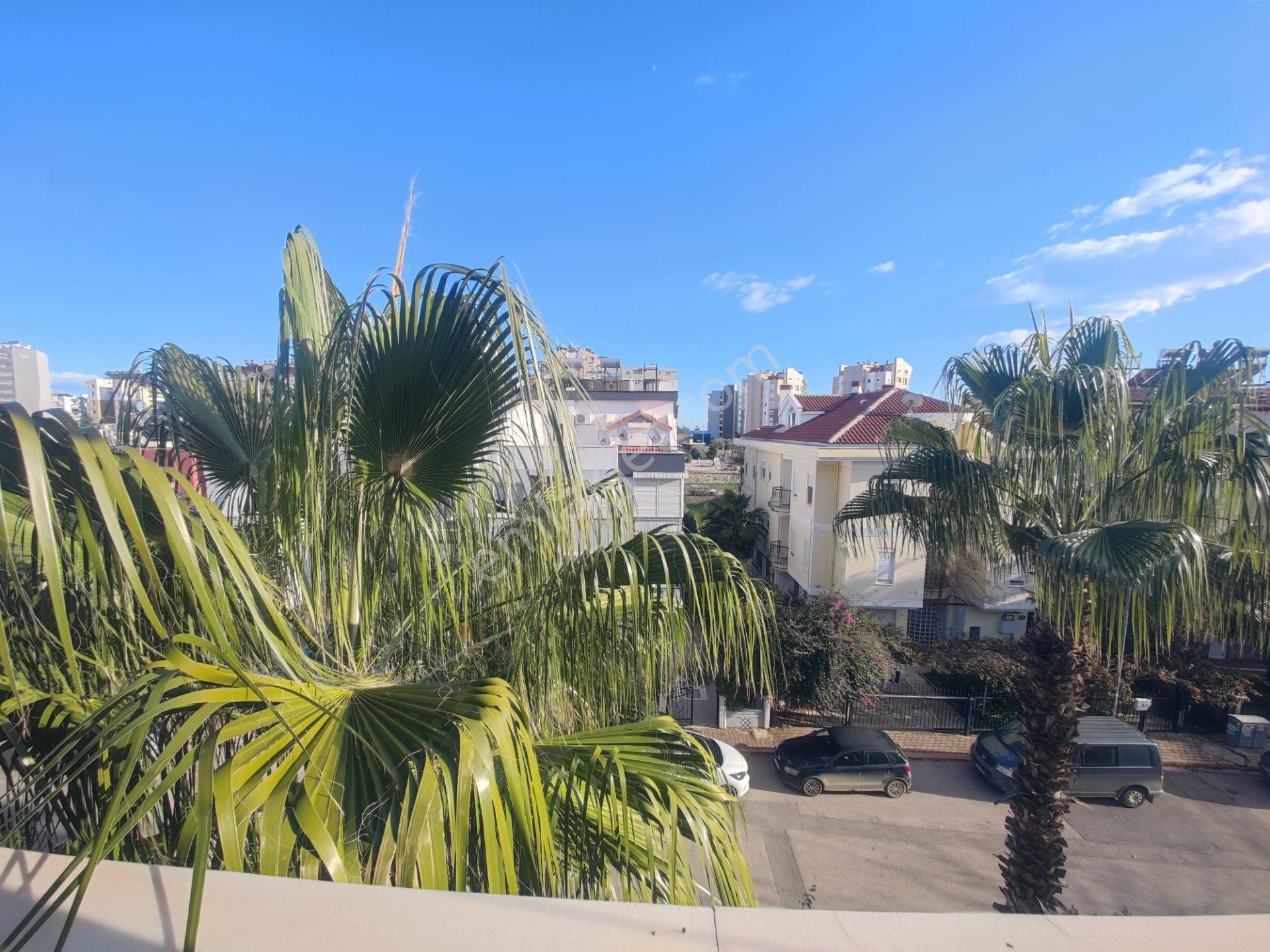 Denize 350 Metre Mesafede Satılık 4+1 Teras Dubleks - Görsel 29