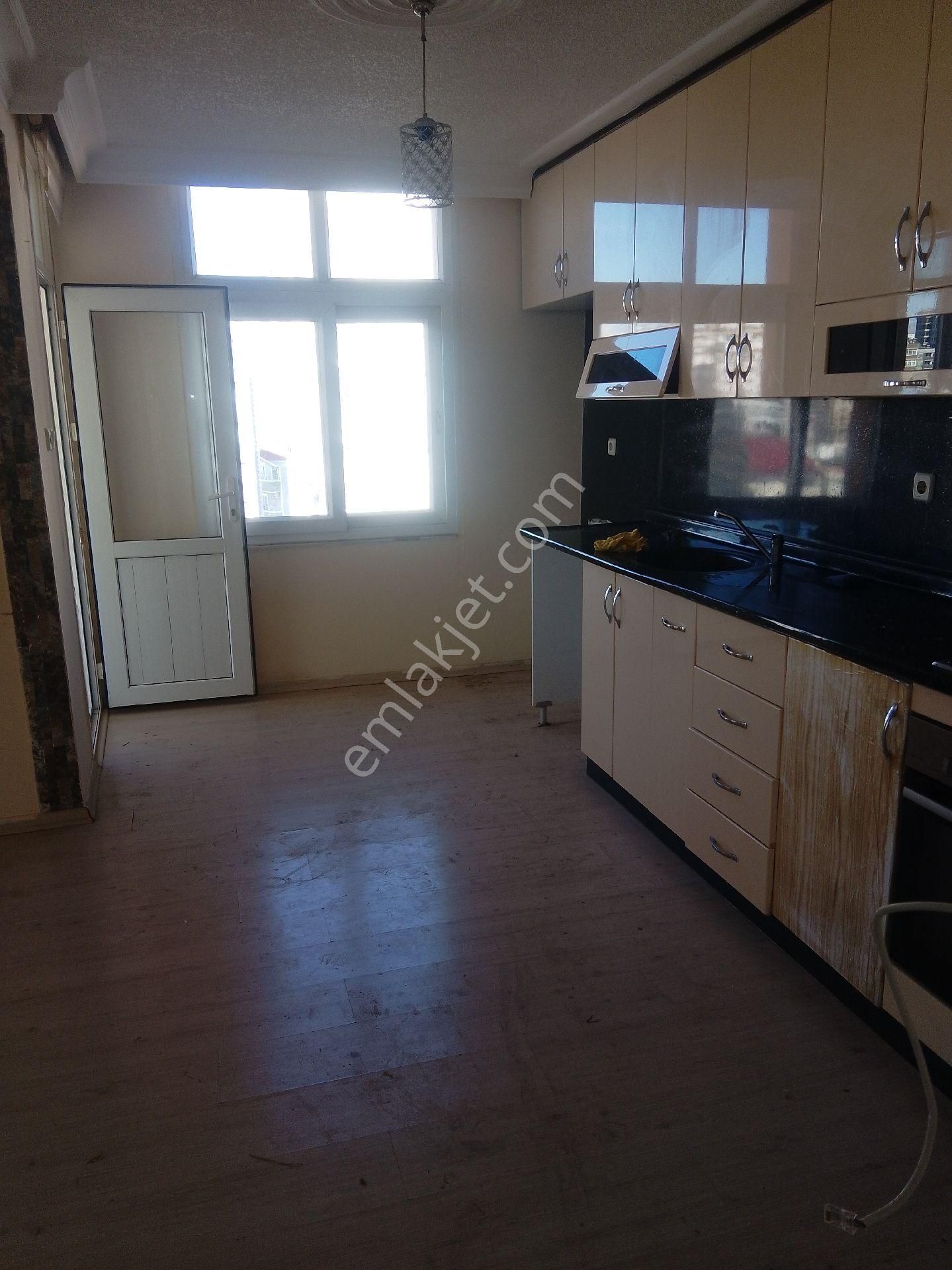 Beyazevlerde Site İcerisinde 3+1 Satılık Saire - Görsel 2