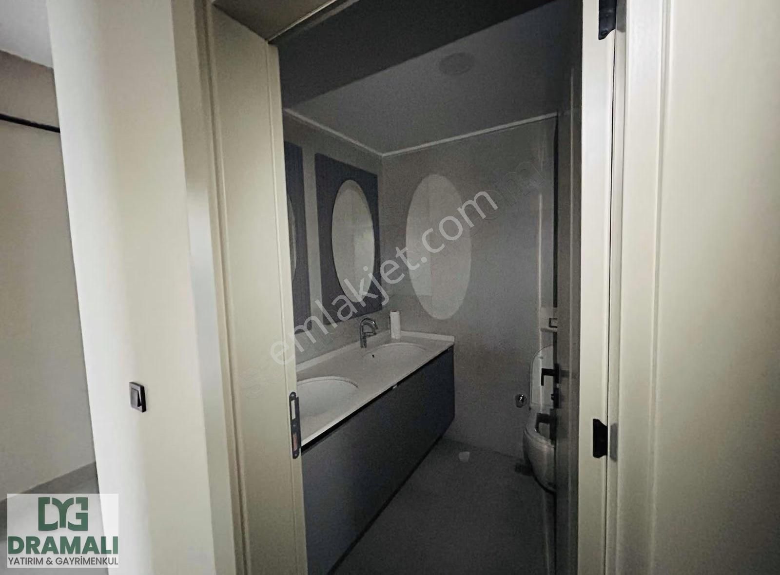 Dramalı'dan 23 Nisan Ostaş Neva'da Satılık 3+1 Lux Daire - Görsel 6