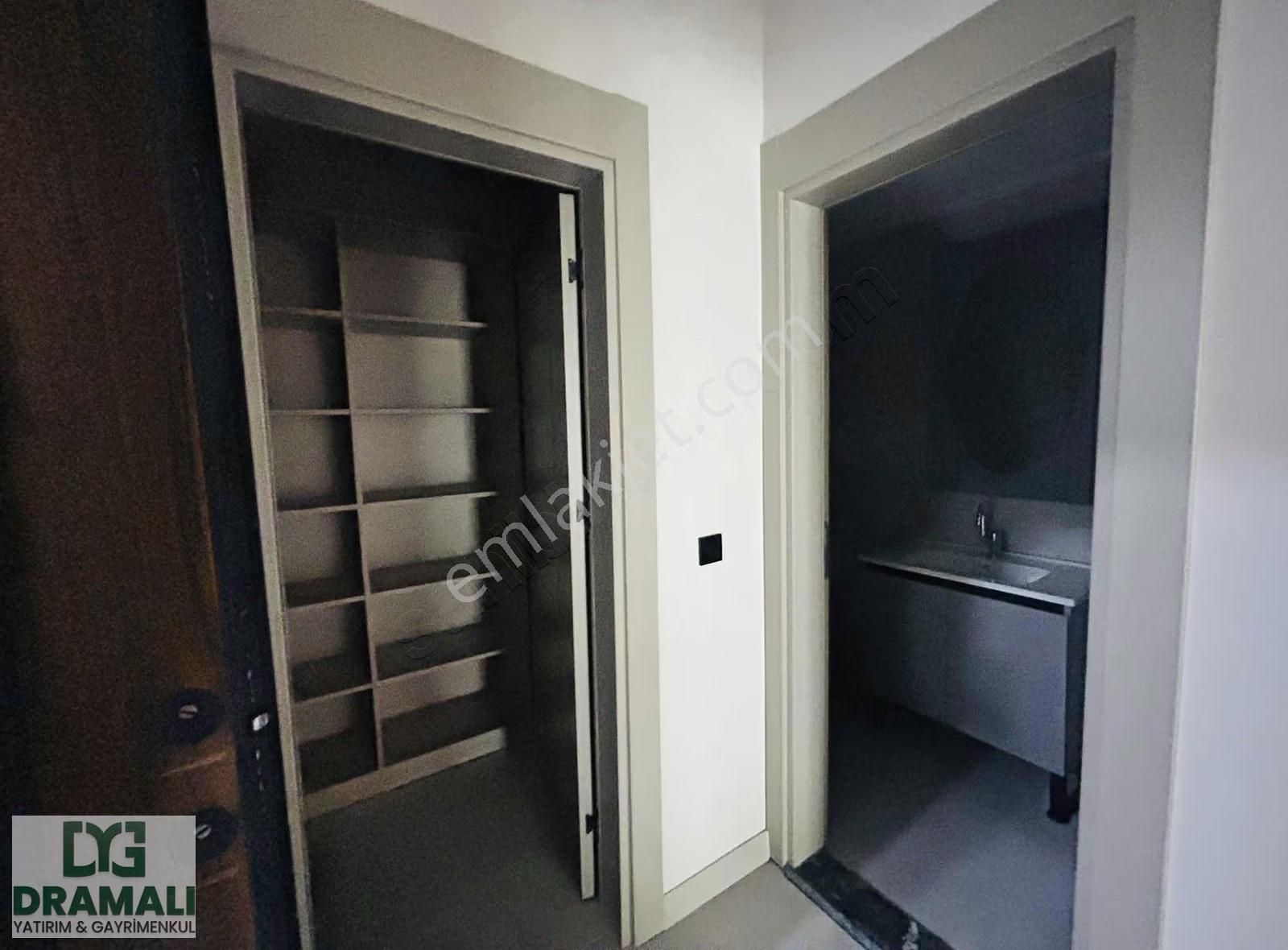 Dramalı'dan 23 Nisan Ostaş Neva'da Satılık 3+1 Lux Daire - Görsel 15