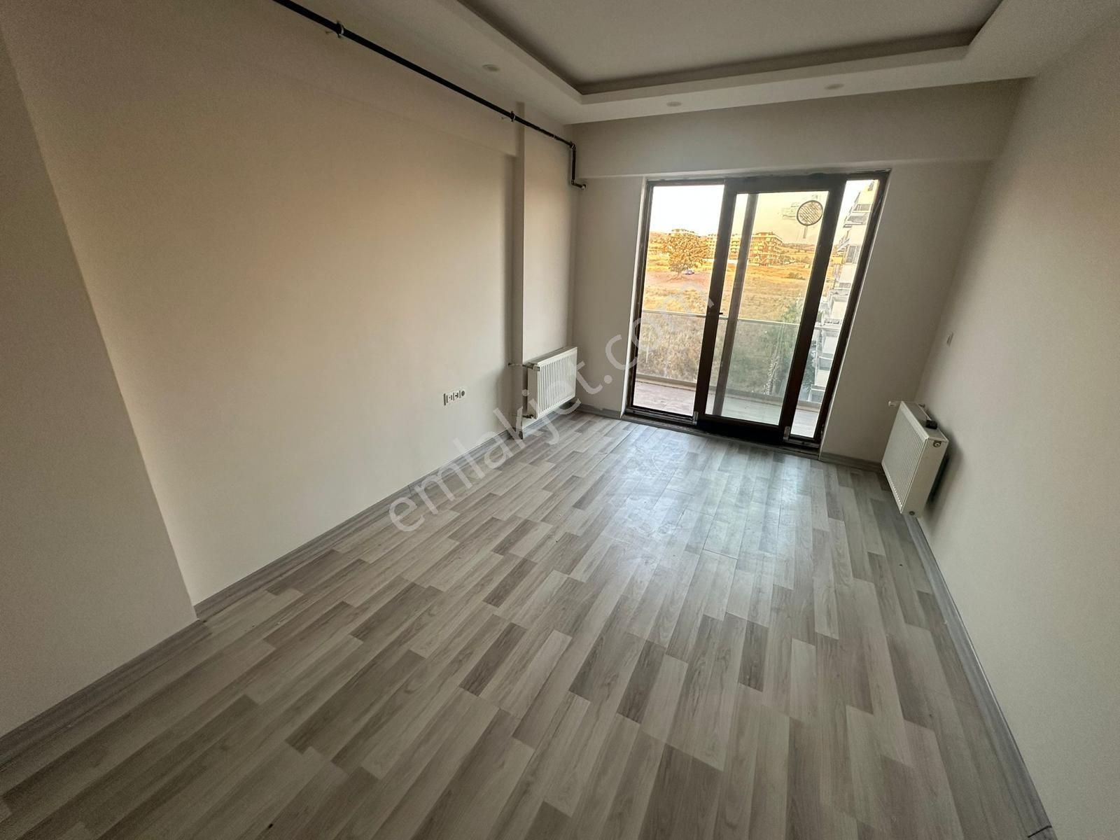 Çanakkale Hamidiye Mahallesi 1+1 Kiralık Daire - Görsel 19