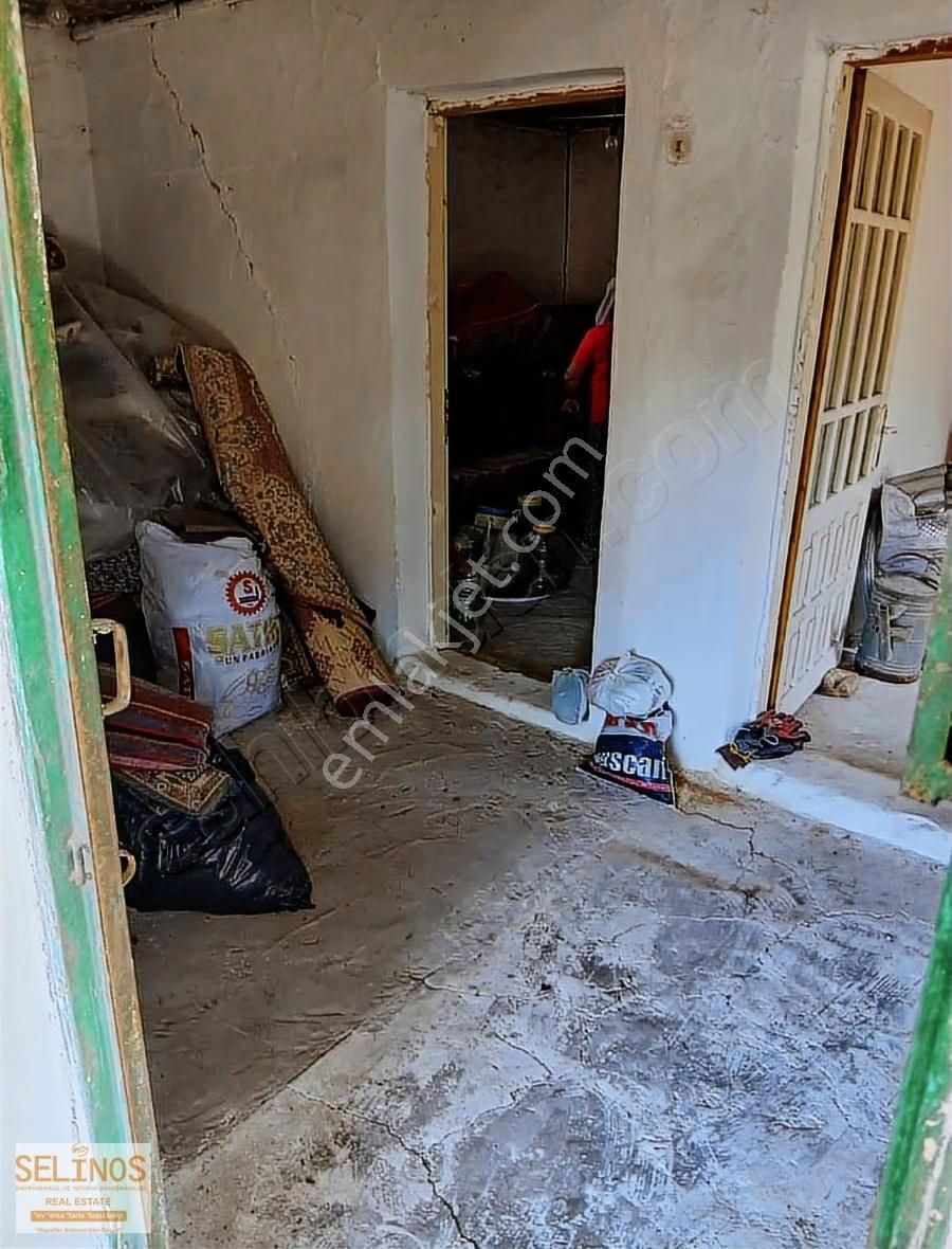 Bergama Çürukbağ 'da 550 M2 Arsa İçerisinde Köy Evi - Görsel 13