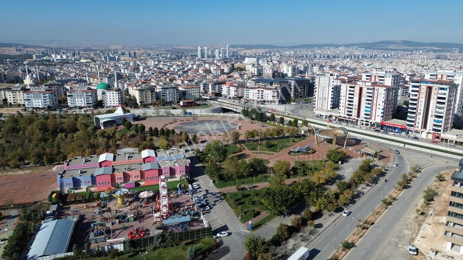 Z Grouptan Karataş Merkezde Güvenlikli Site İçinde 4+1 Daire - Görsel 11