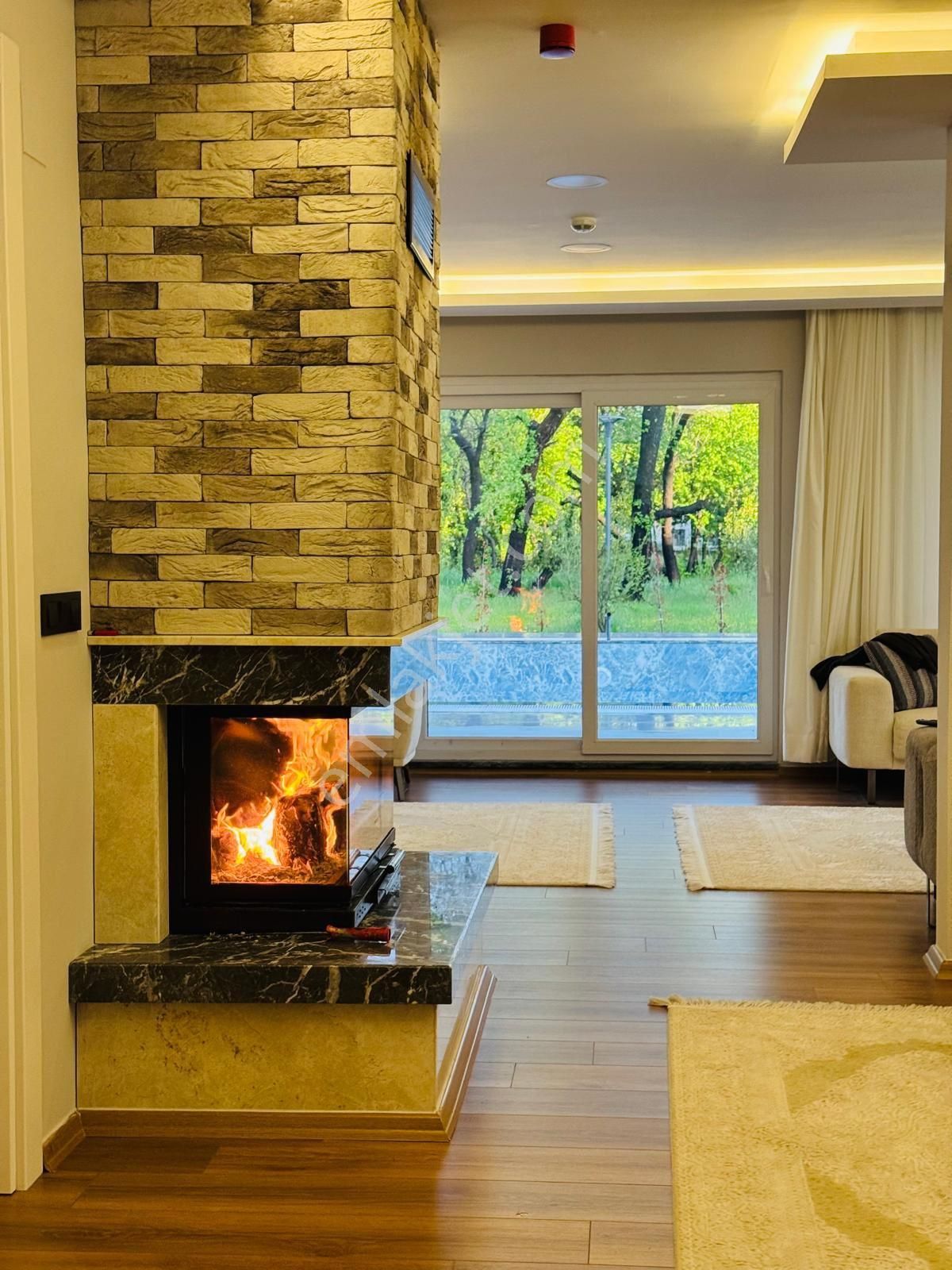 Ana Yolda Prestij: 7.500 M² Bahçeli Lüks Malikane - Görsel 17