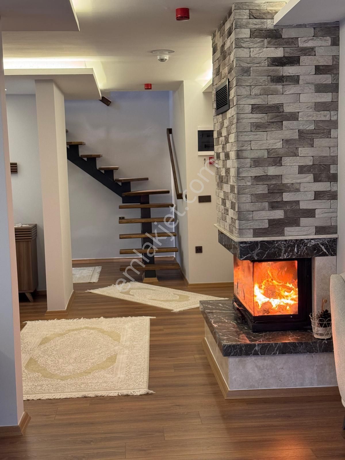 Ana Yolda Prestij: 7.500 M² Bahçeli Lüks Malikane - Görsel 19