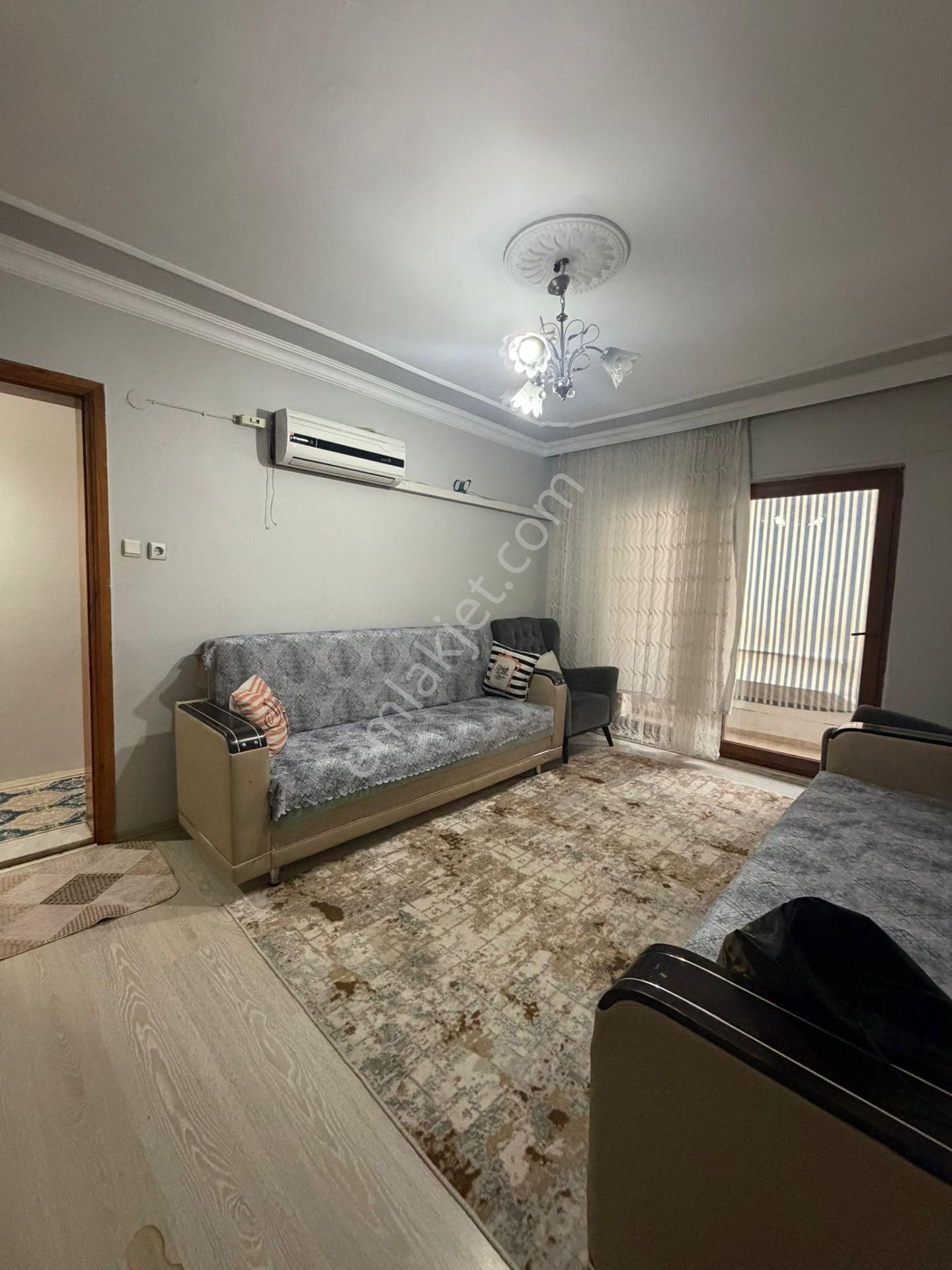 Merkezi Konumda | Ara Kat 2+1 | Ayrı Mutfak | Doğalgaz + Klima | Eşyalı / Eşyasız - Görsel 4