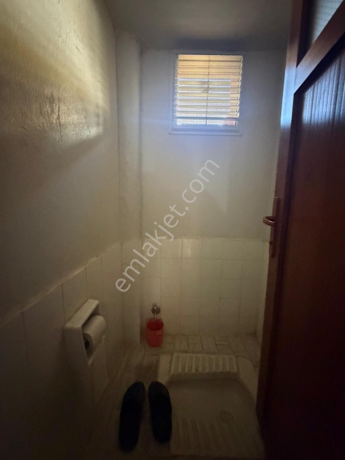 Merkezi Konumda | Ara Kat 2+1 | Ayrı Mutfak | Doğalgaz + Klima | Eşyalı / Eşyasız - Görsel 11