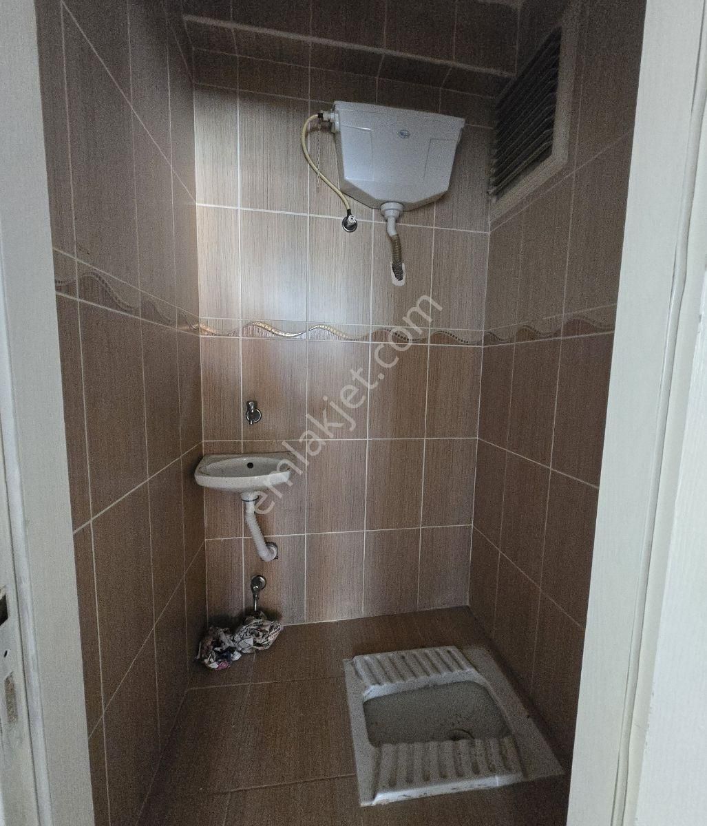 Hastaneye Metroya Yürüme Mesafesi 2+1 Kiralık 75m2 Daire Merkezi - Görsel 16