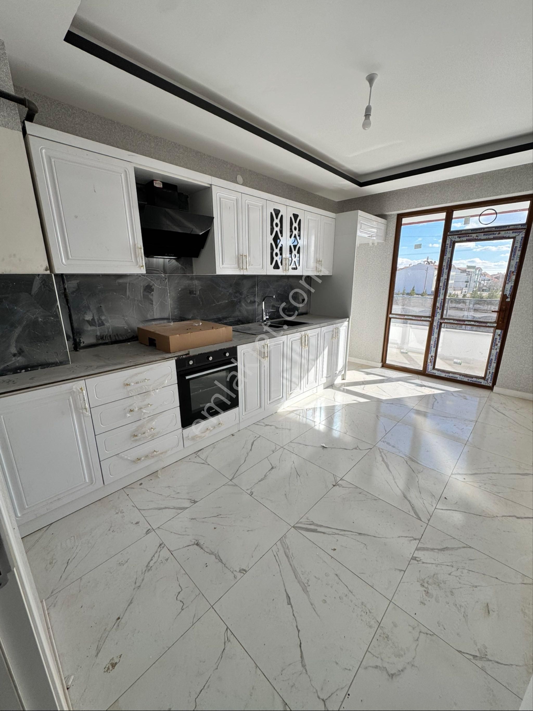 Alakovada Güzel Konumlu Sıfır Lüx 2+1 Daire