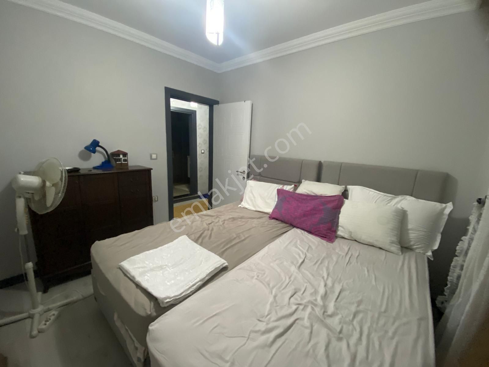 4+1 Büyük Bahçeli Köşe Villa Havuzlu Site İçerisinde - Görsel 26